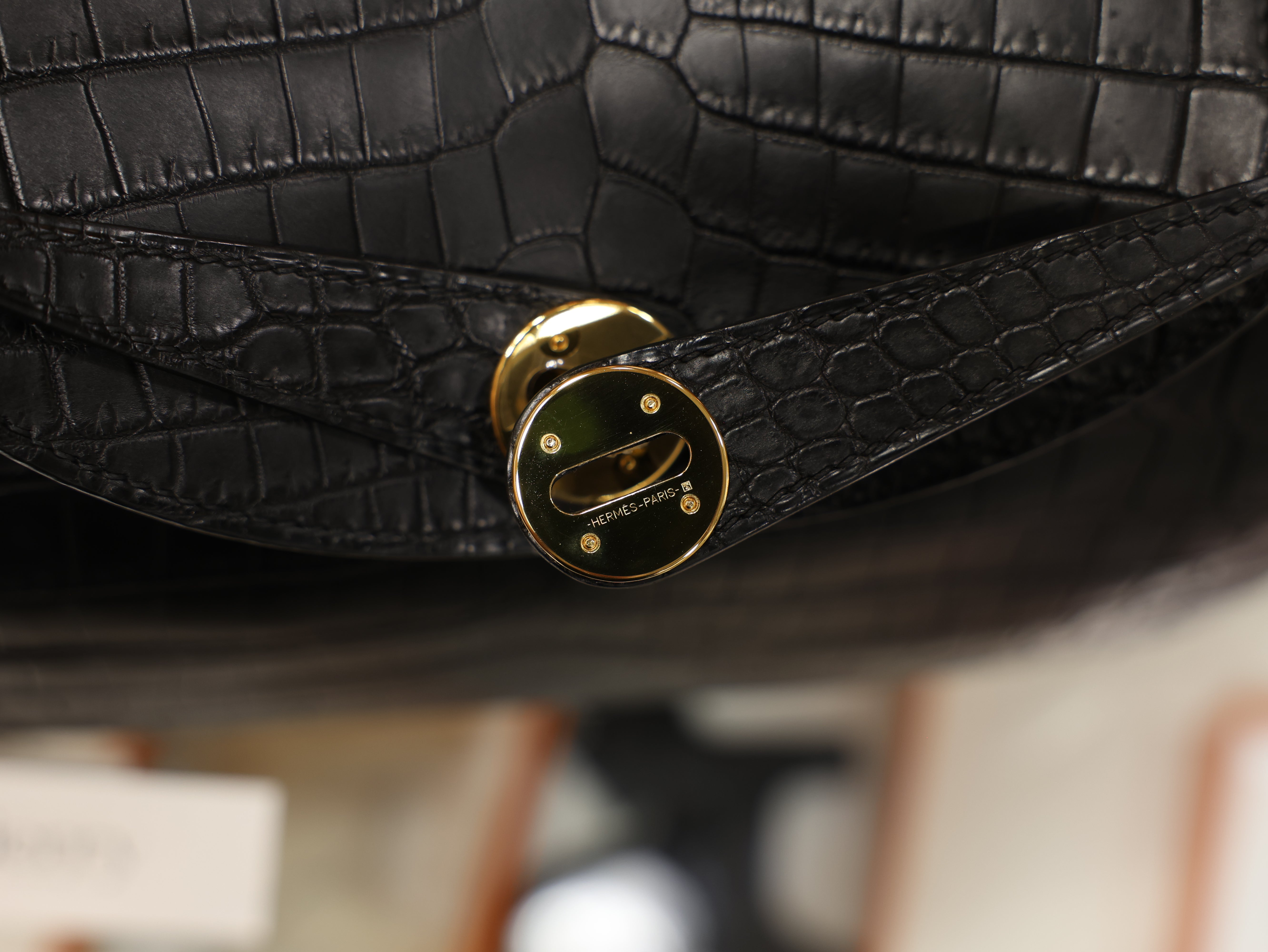 Lindy 26 matt niloticus black GHW