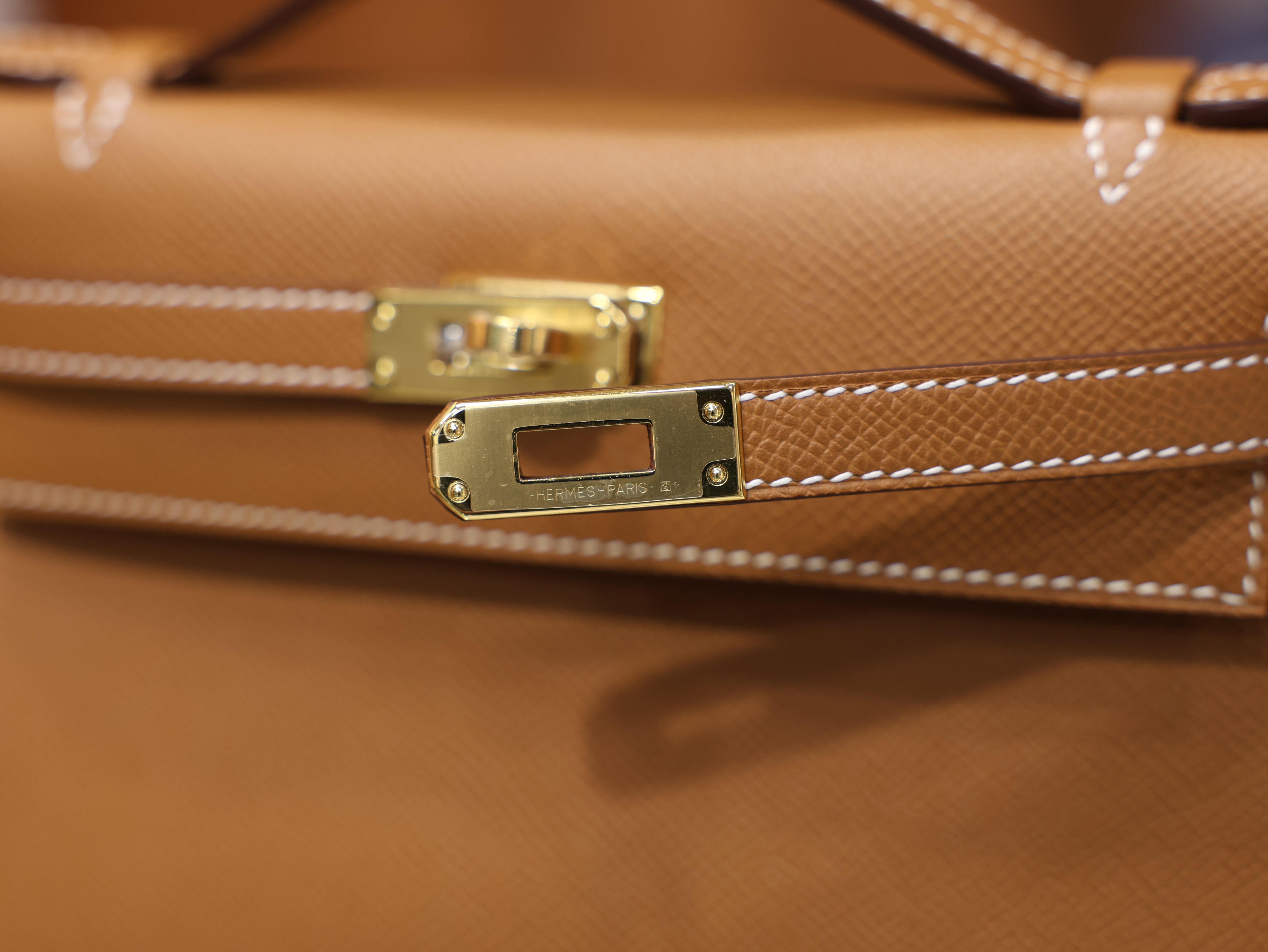 Kelly pochette epsom gold GHW