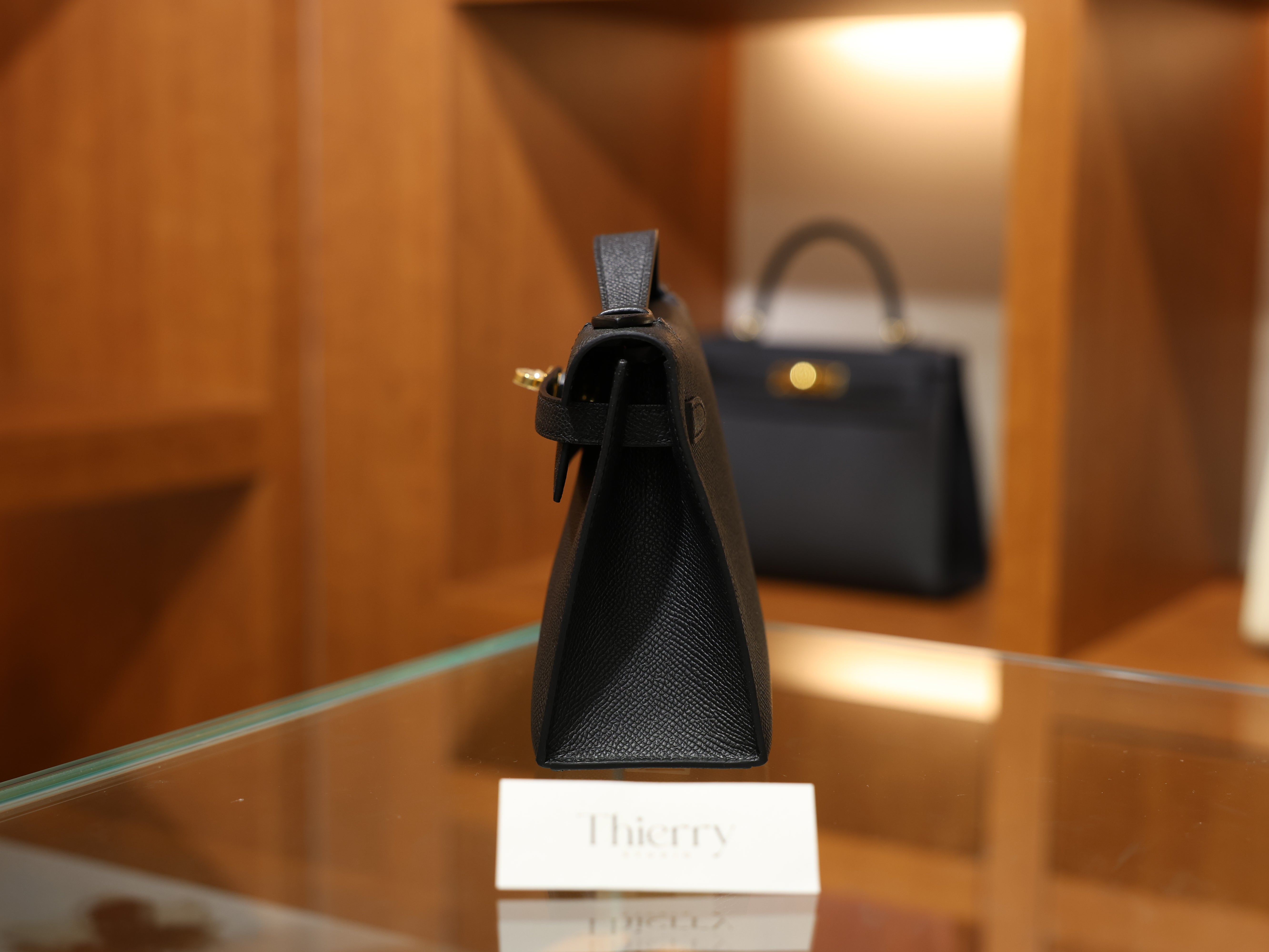 Kelly pochette epsom black GHW