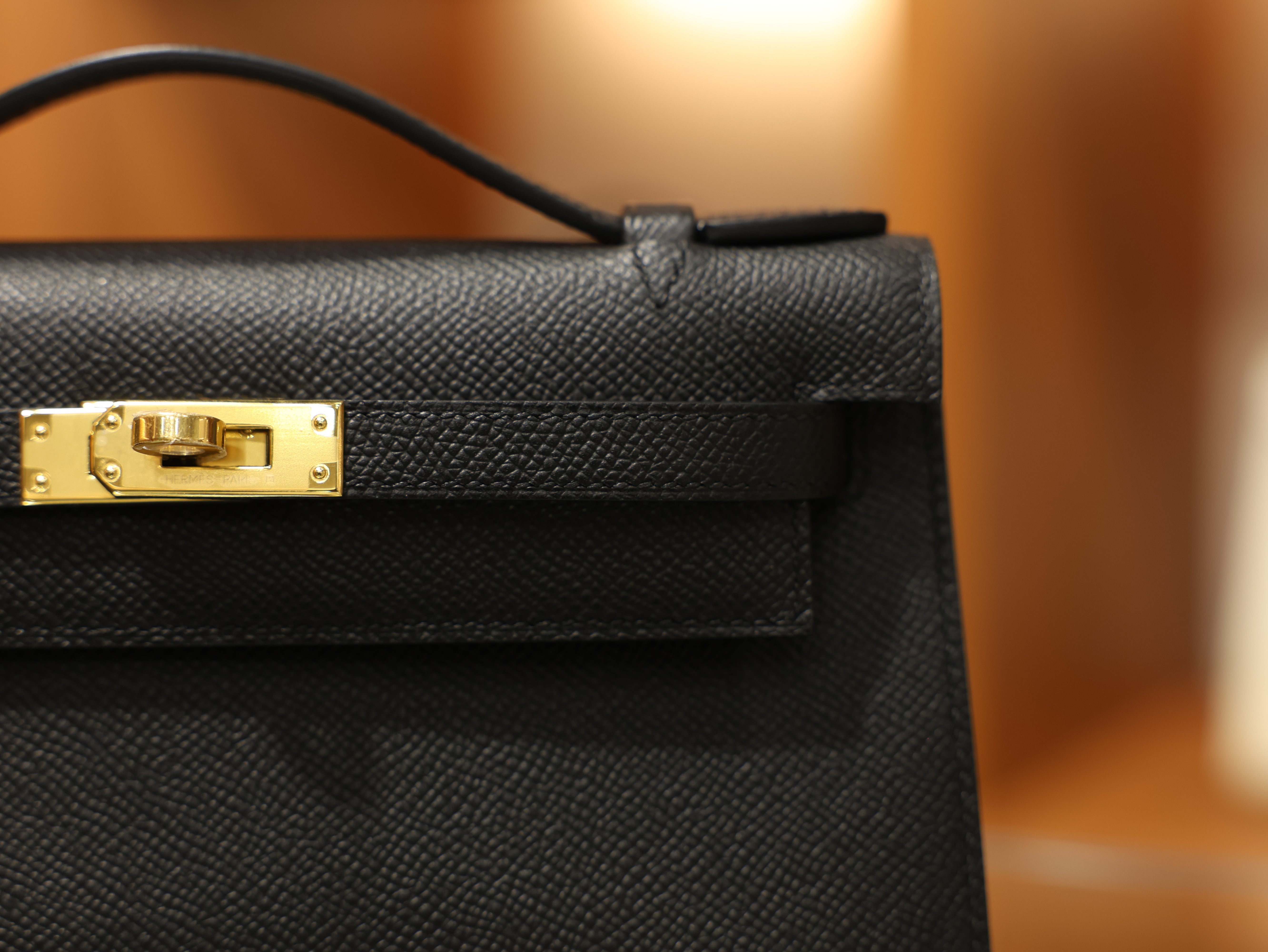 Kelly pochette epsom black GHW