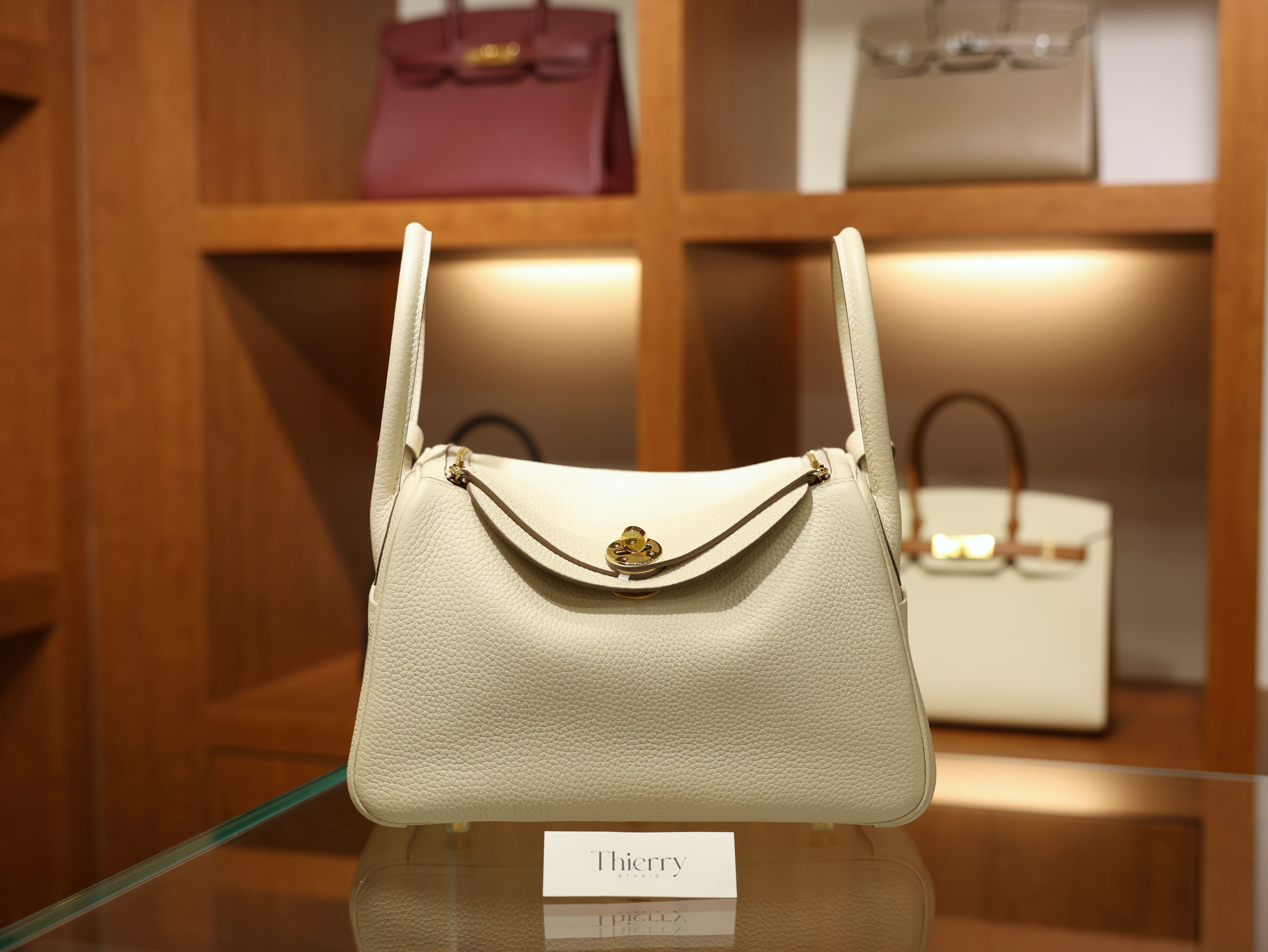 Lindy 26 clemence craie GHW