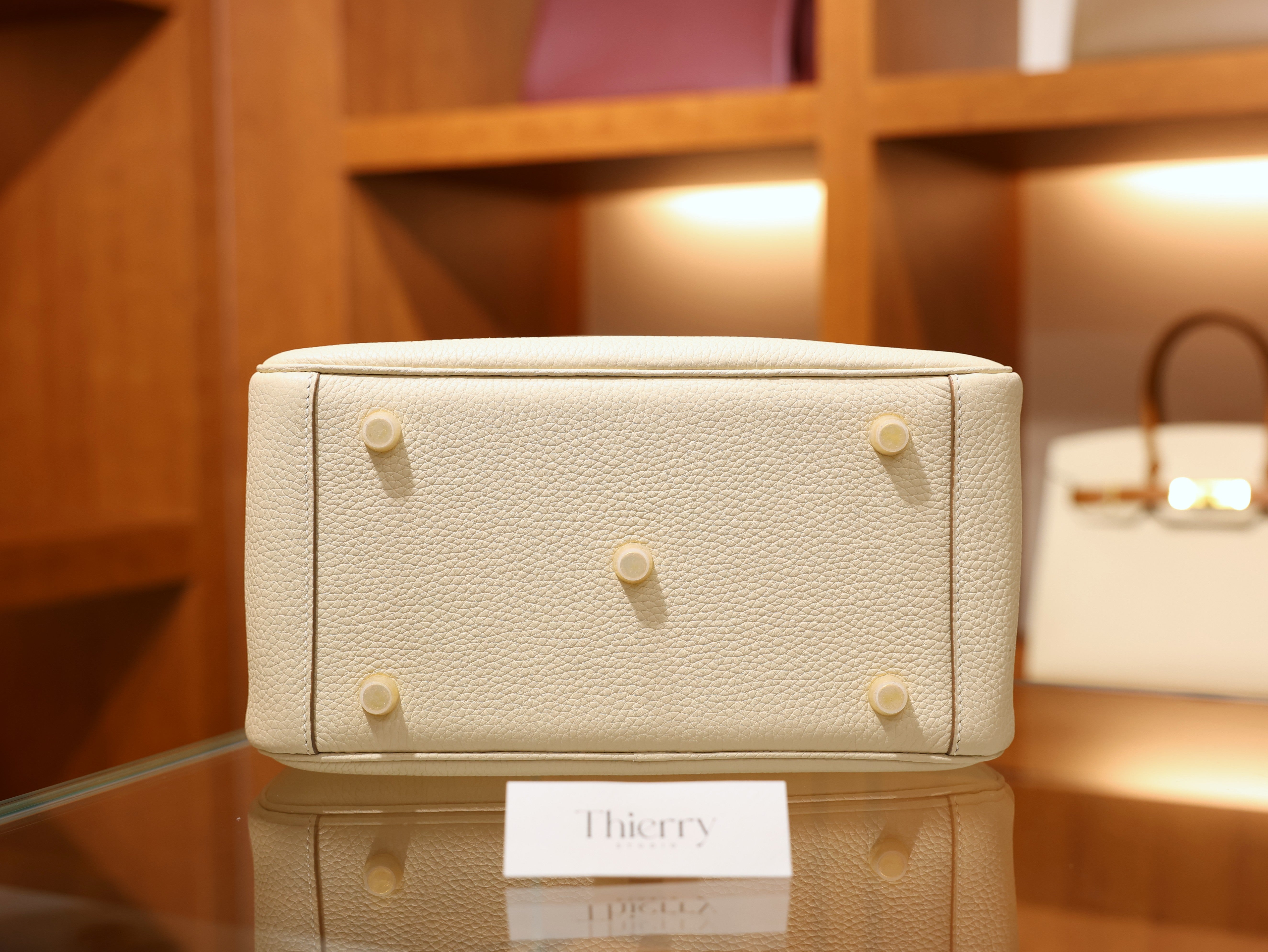 Lindy 26 clemence craie GHW