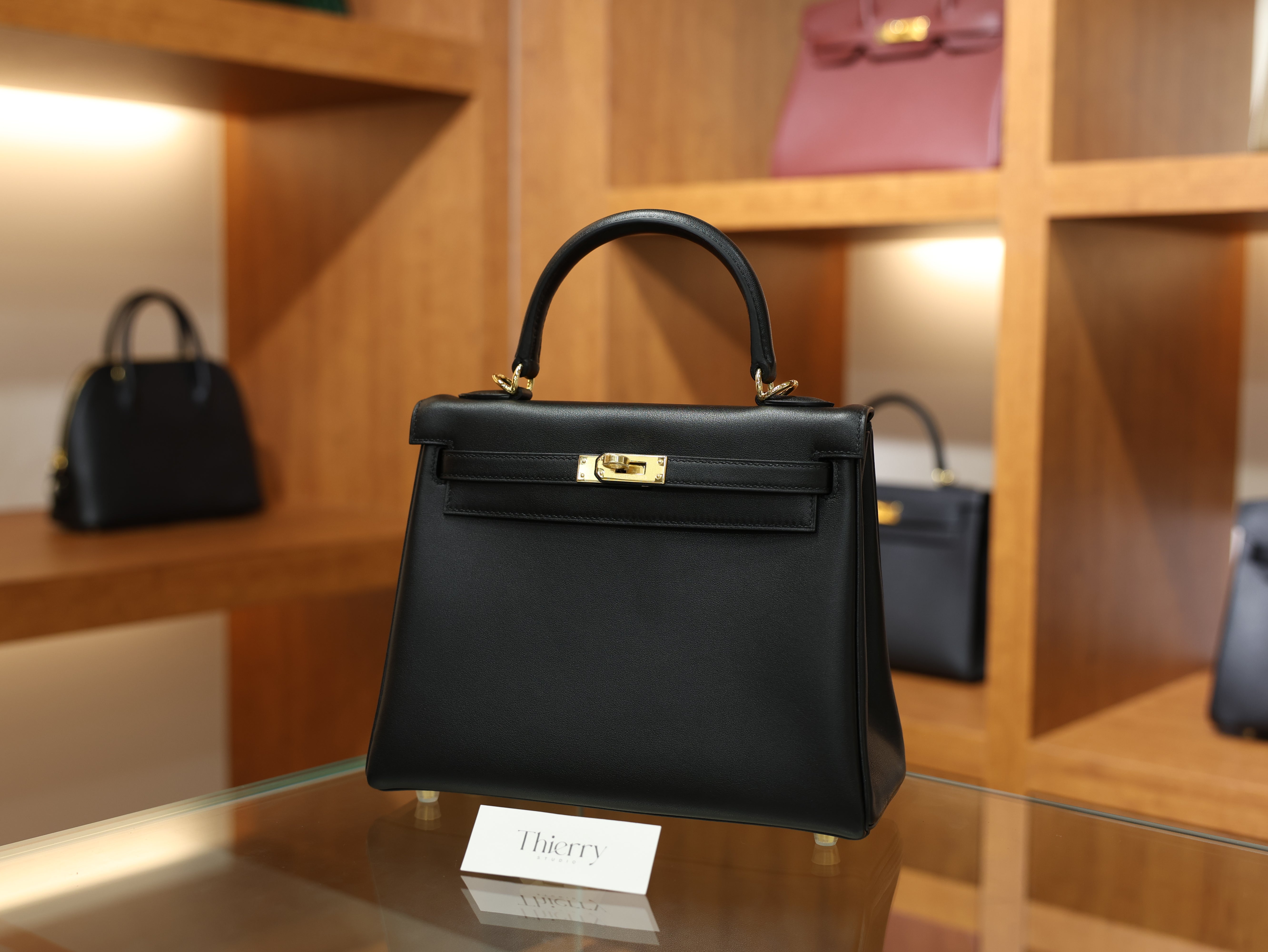 Kelly 25 swift black GHW