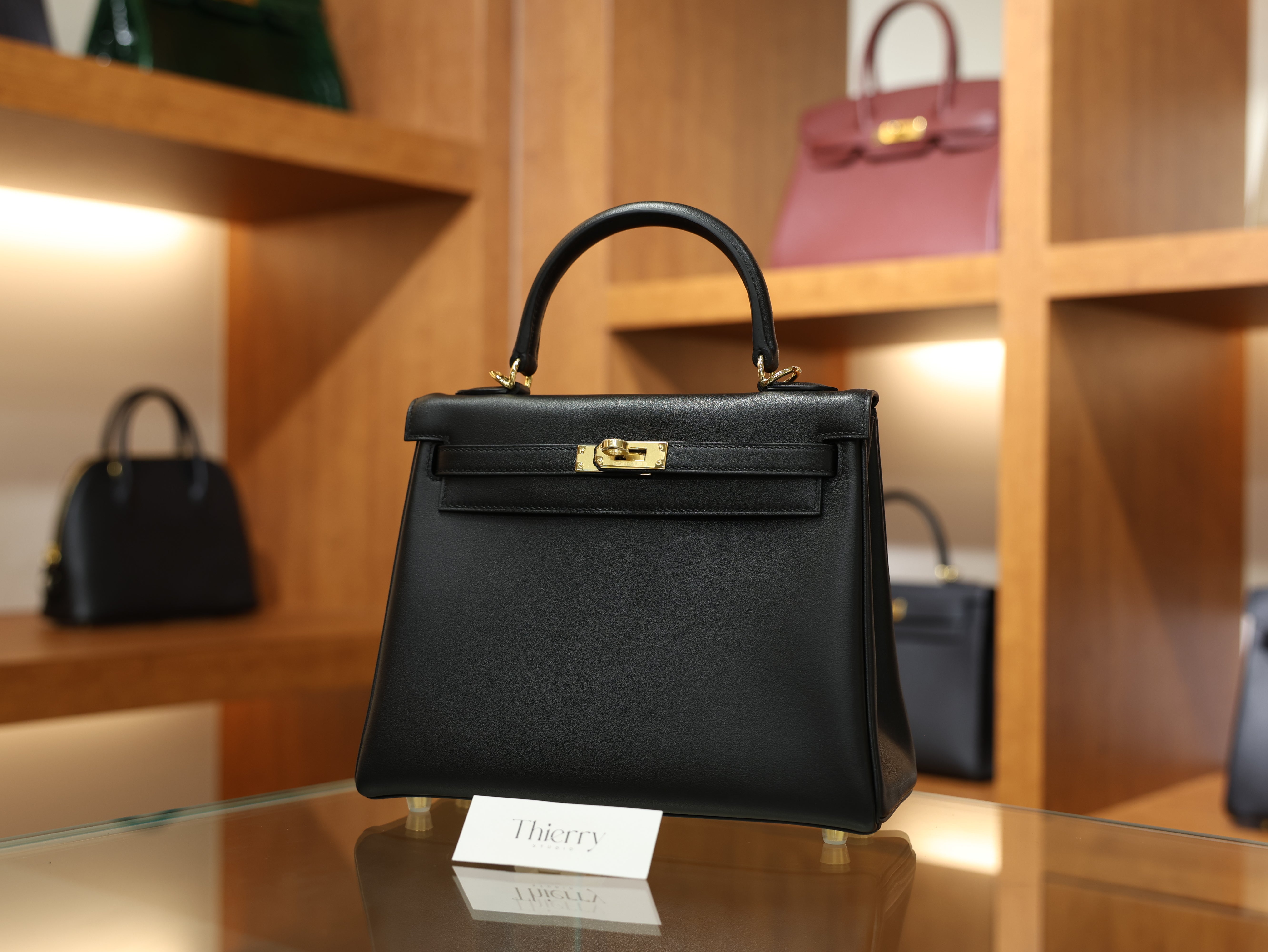 Kelly 25 swift black GHW