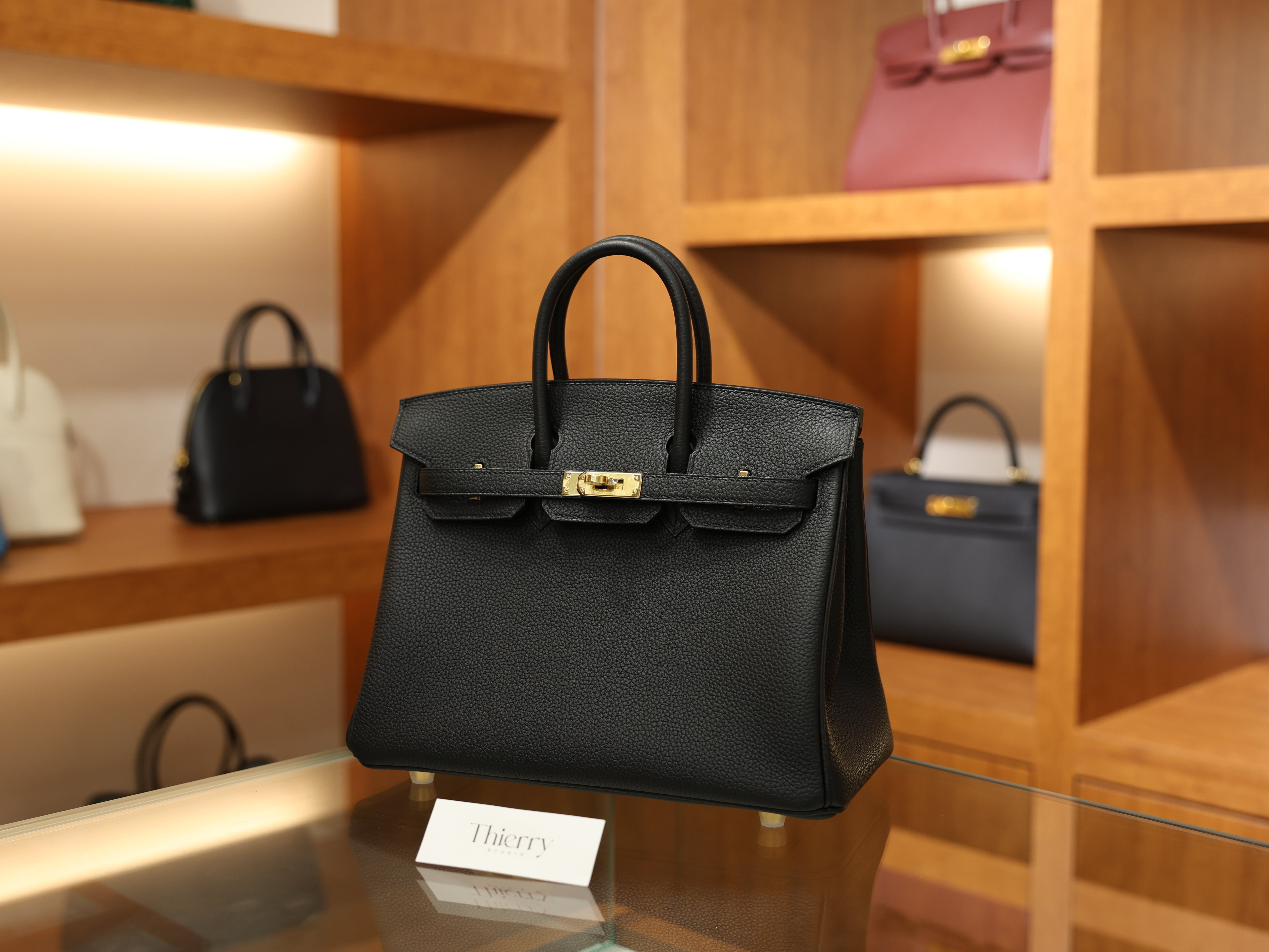 Birkin 25 togo black GHW