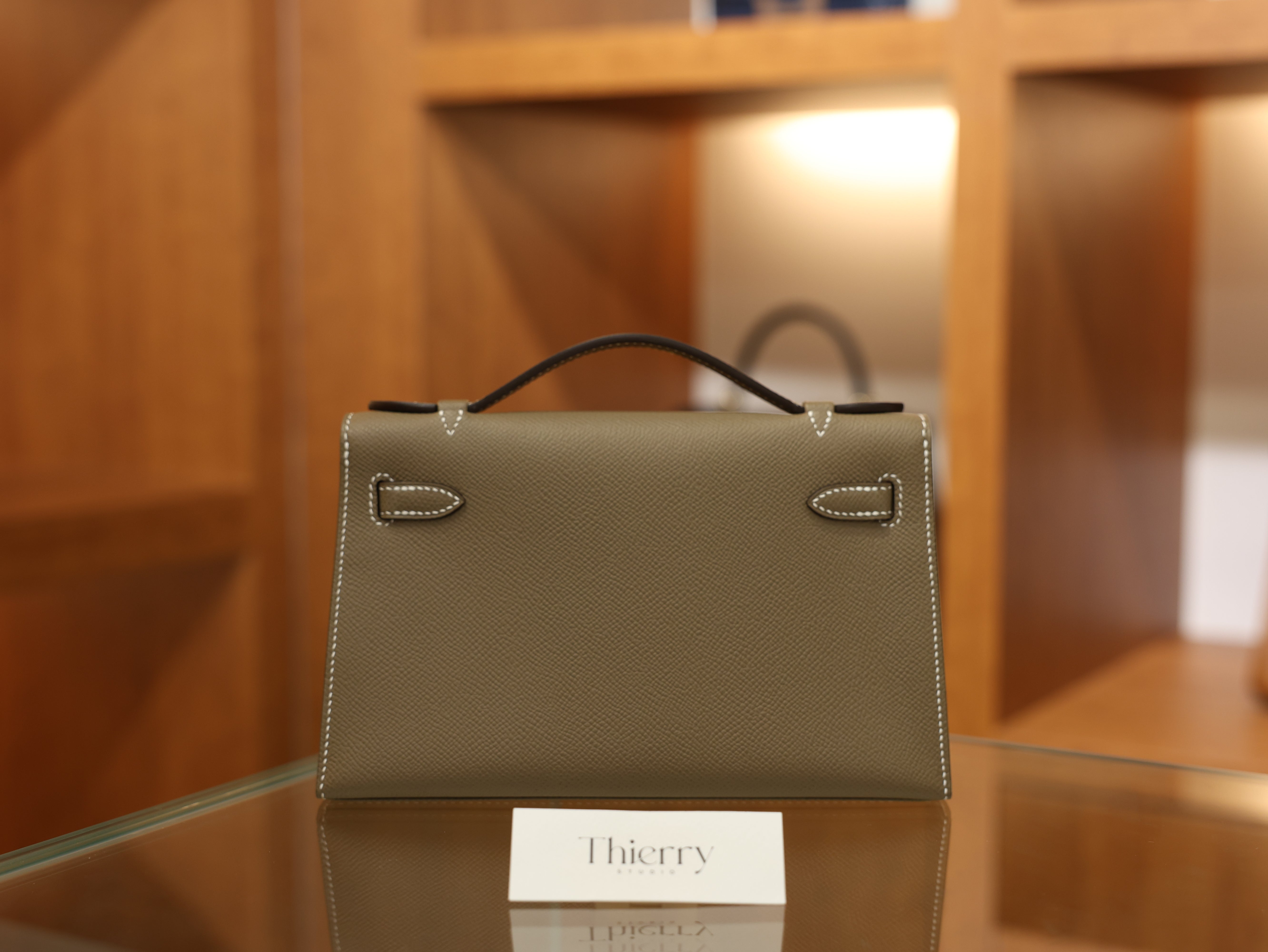 Kelly pochette epsom etoupe GHW (HSS)