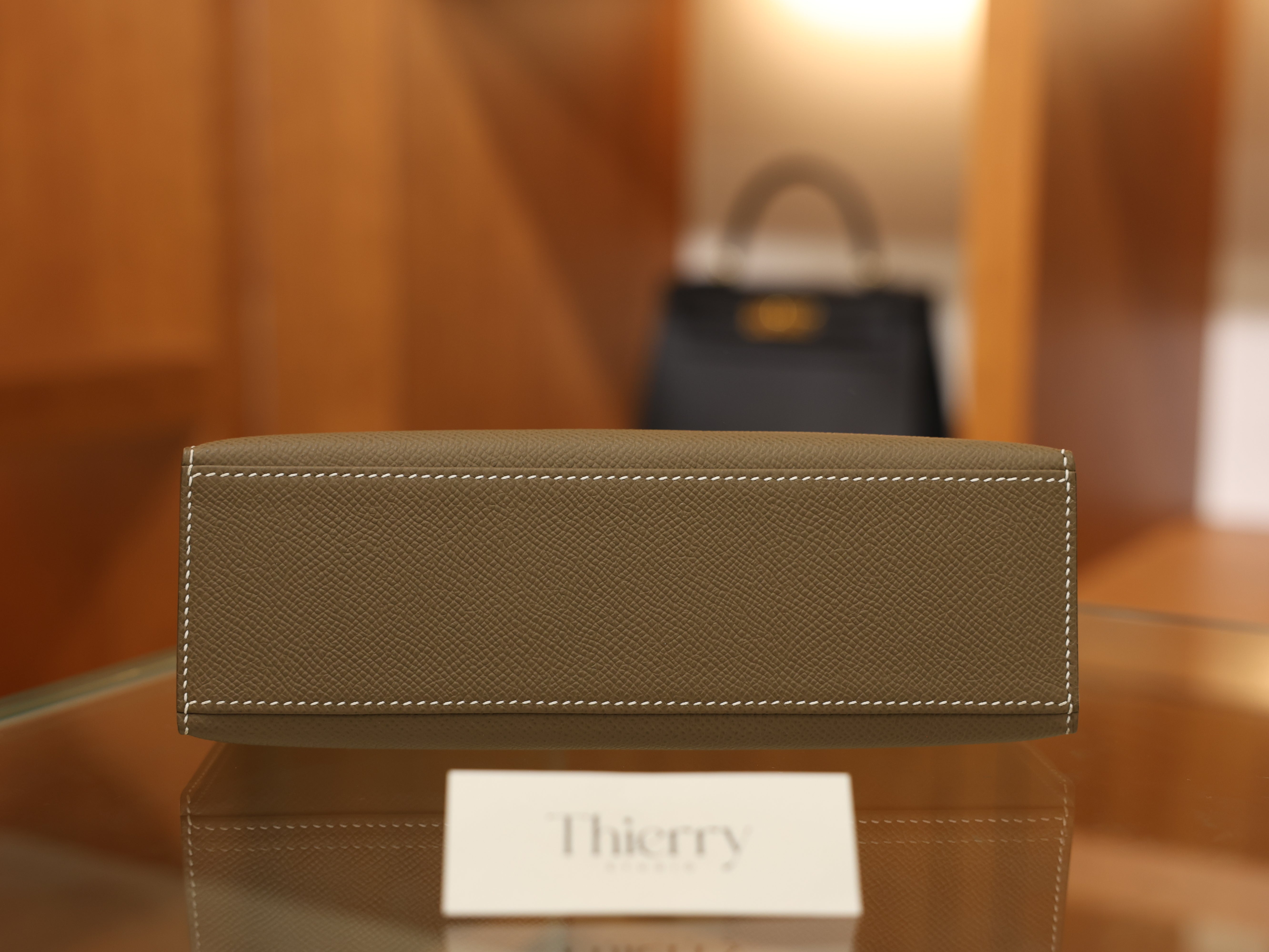 Kelly pochette epsom etoupe GHW (HSS)