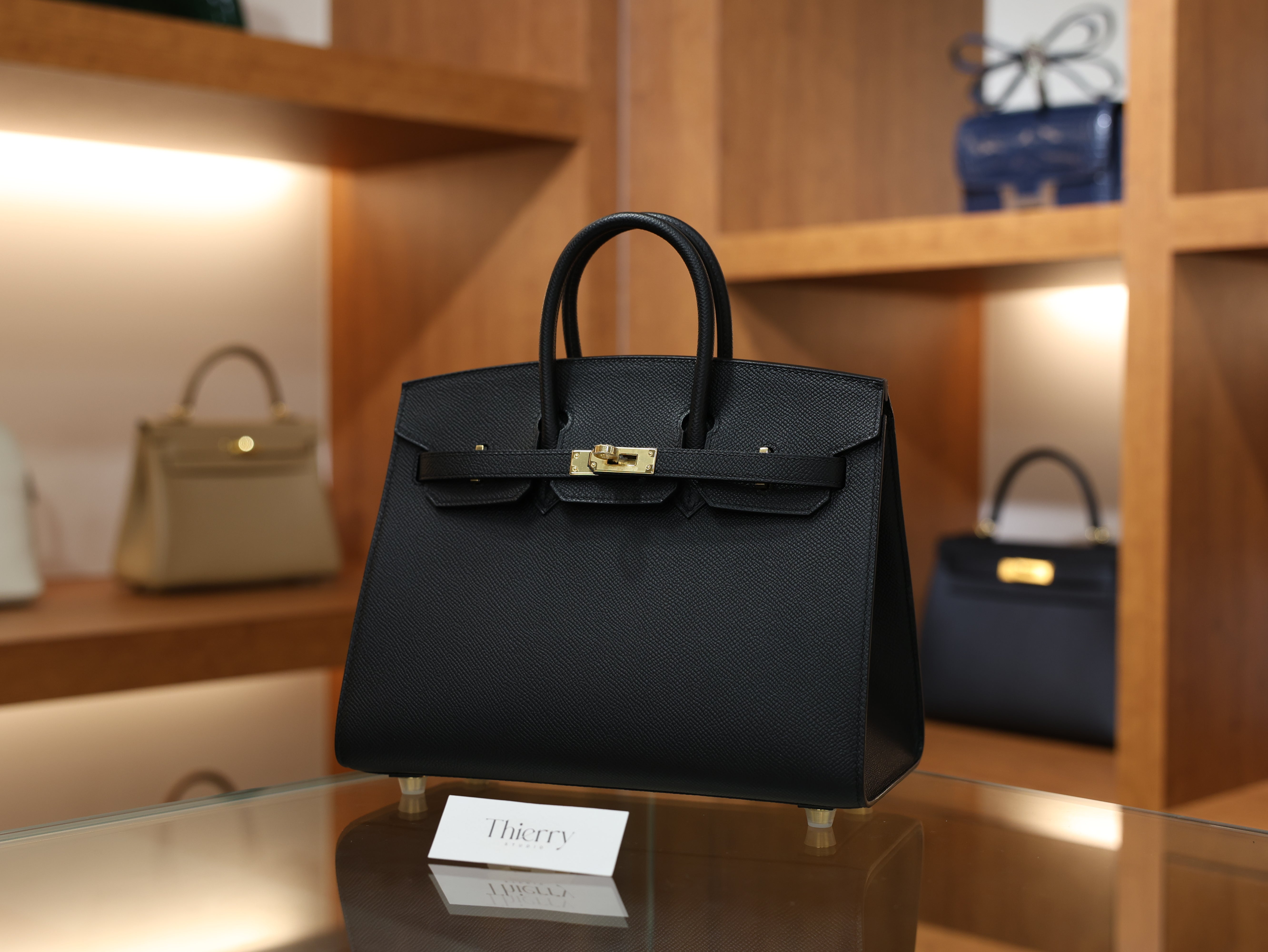 Birkin 25 epsom sellier black GHW