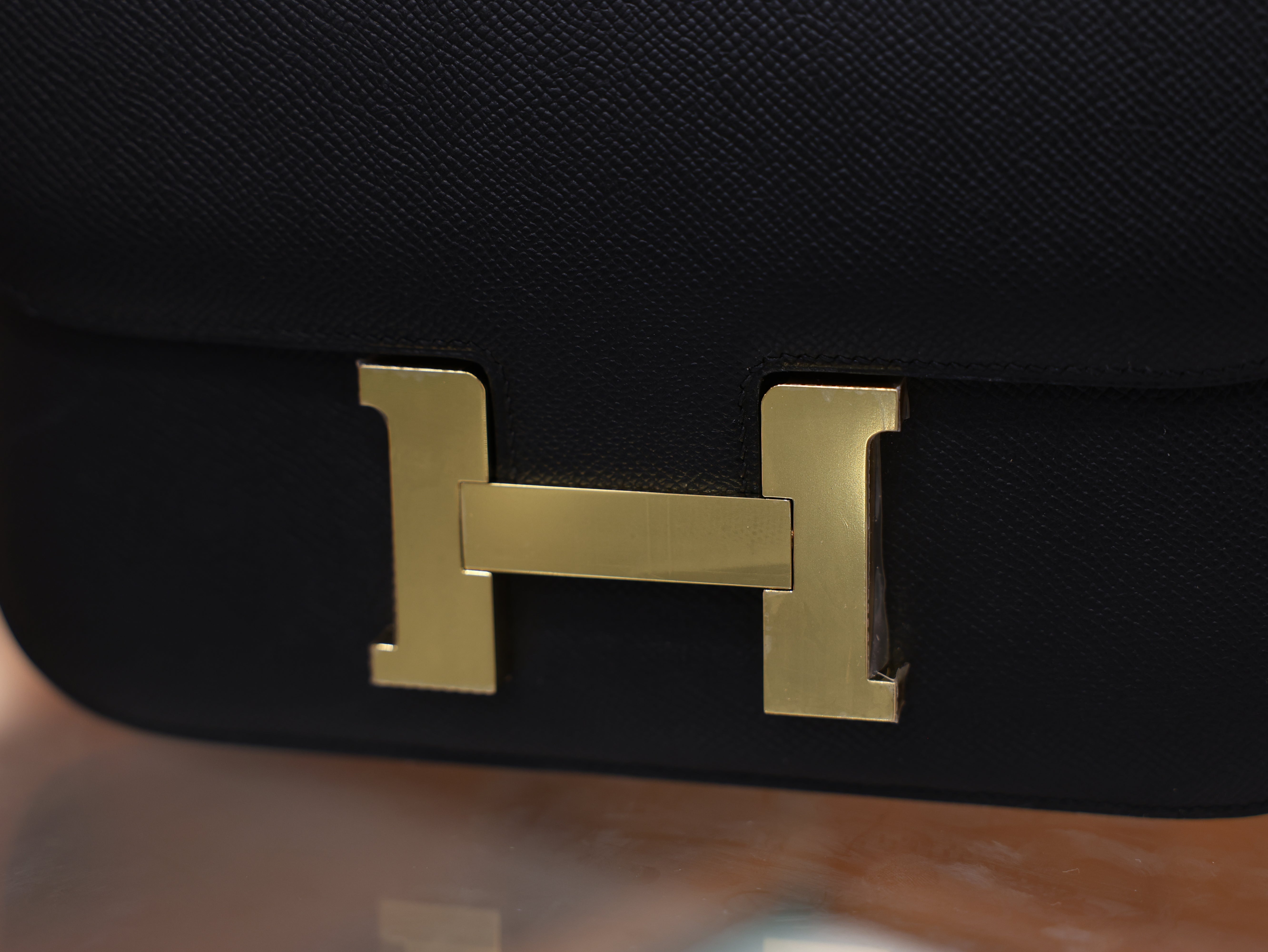 Constance 1-24 epsom black GHW