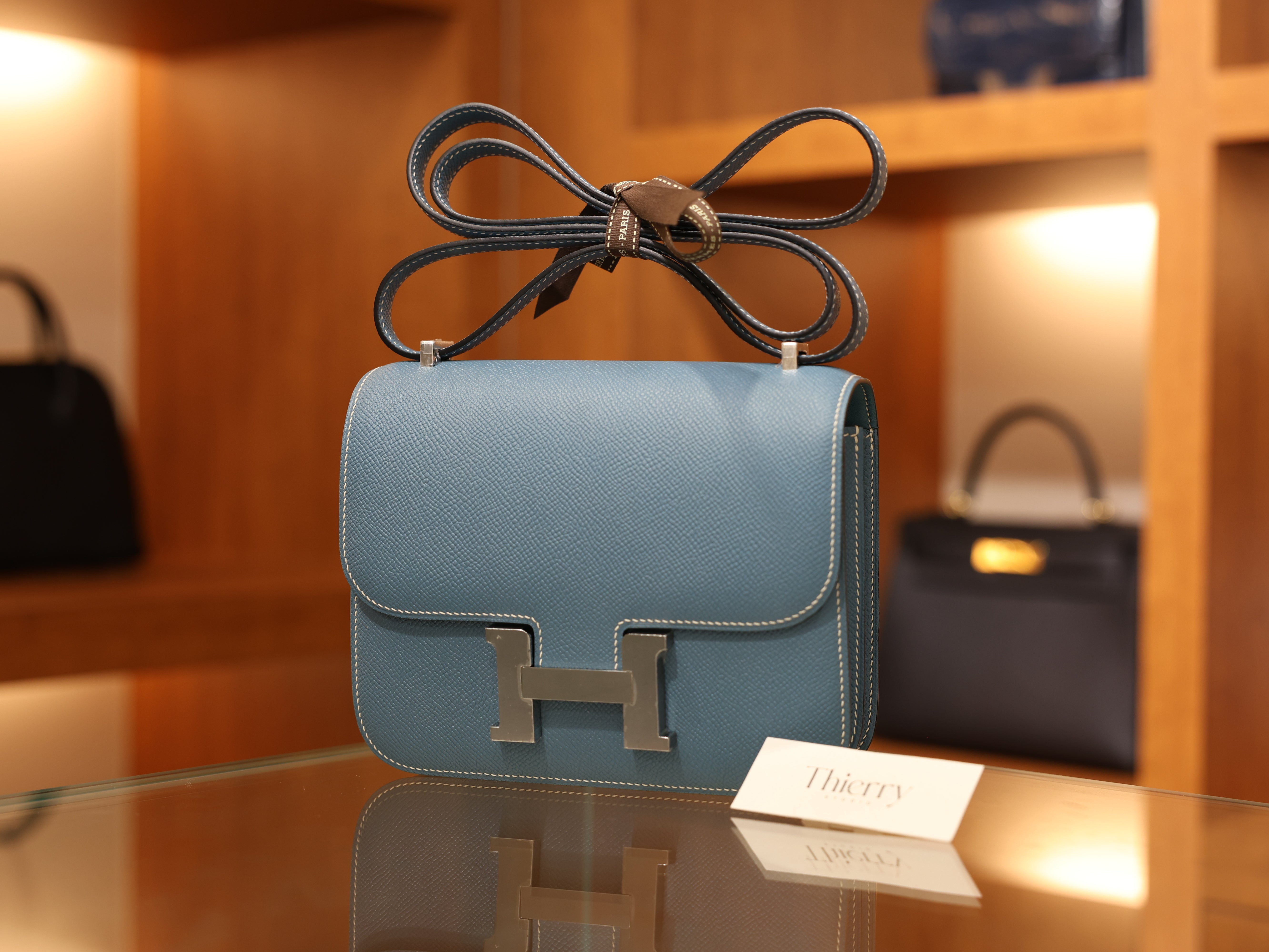 Contance 18 epsom blue jean PHW