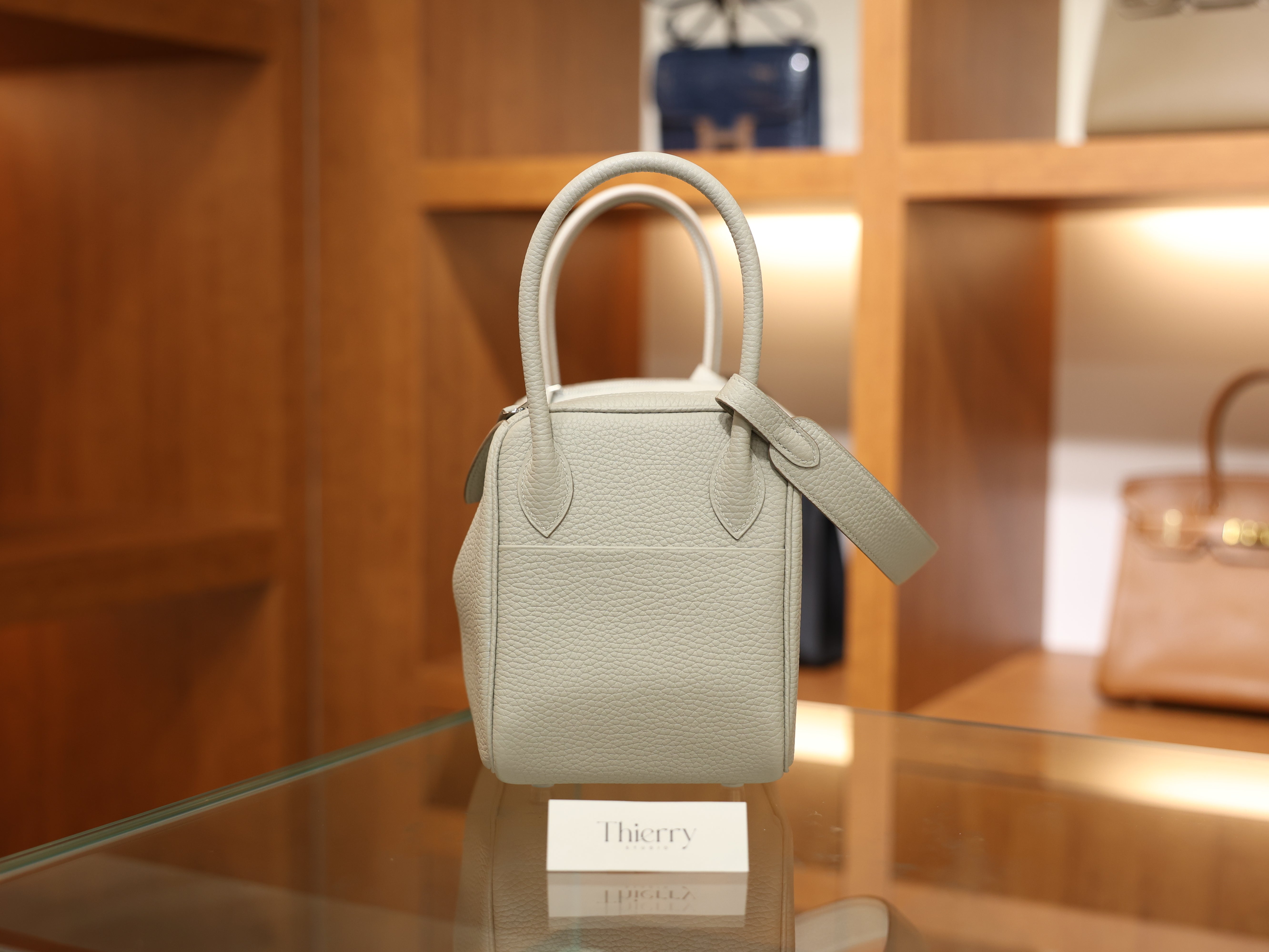 Lindy 26 clemence gris perle PHW
