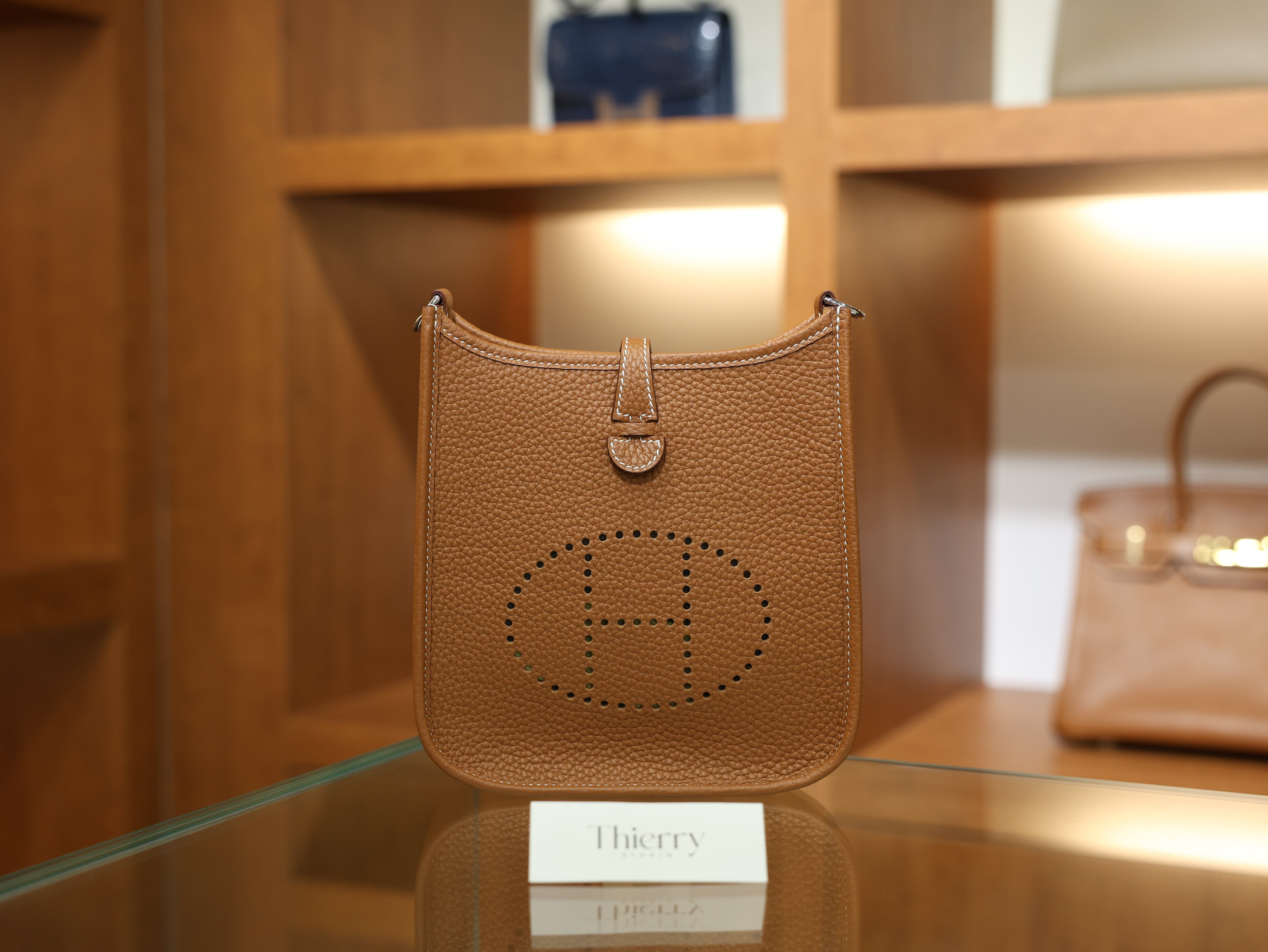 Evelyne mini clemence gold PHW