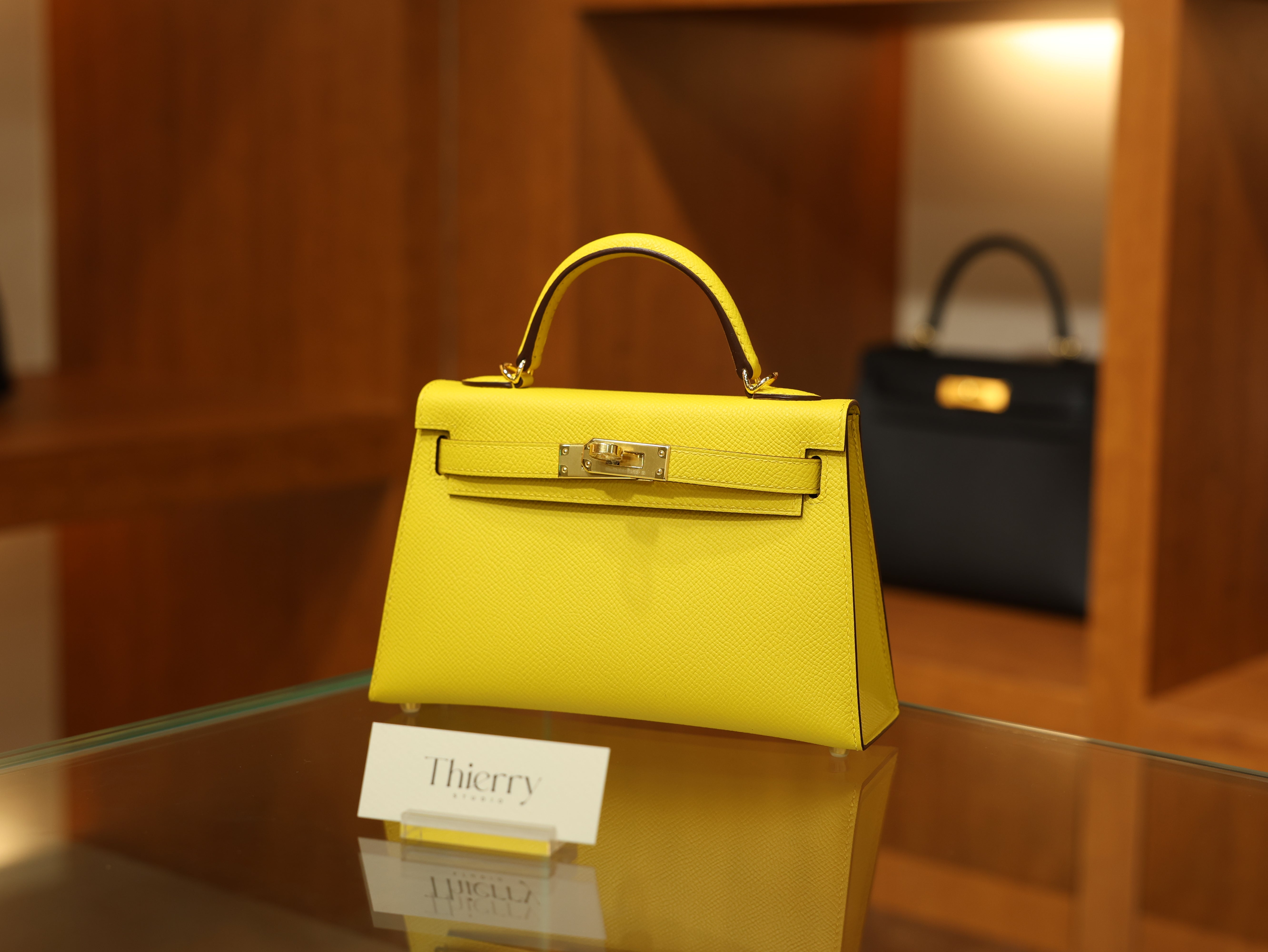 Kelly mini 2 epsom jaune de naples GHW