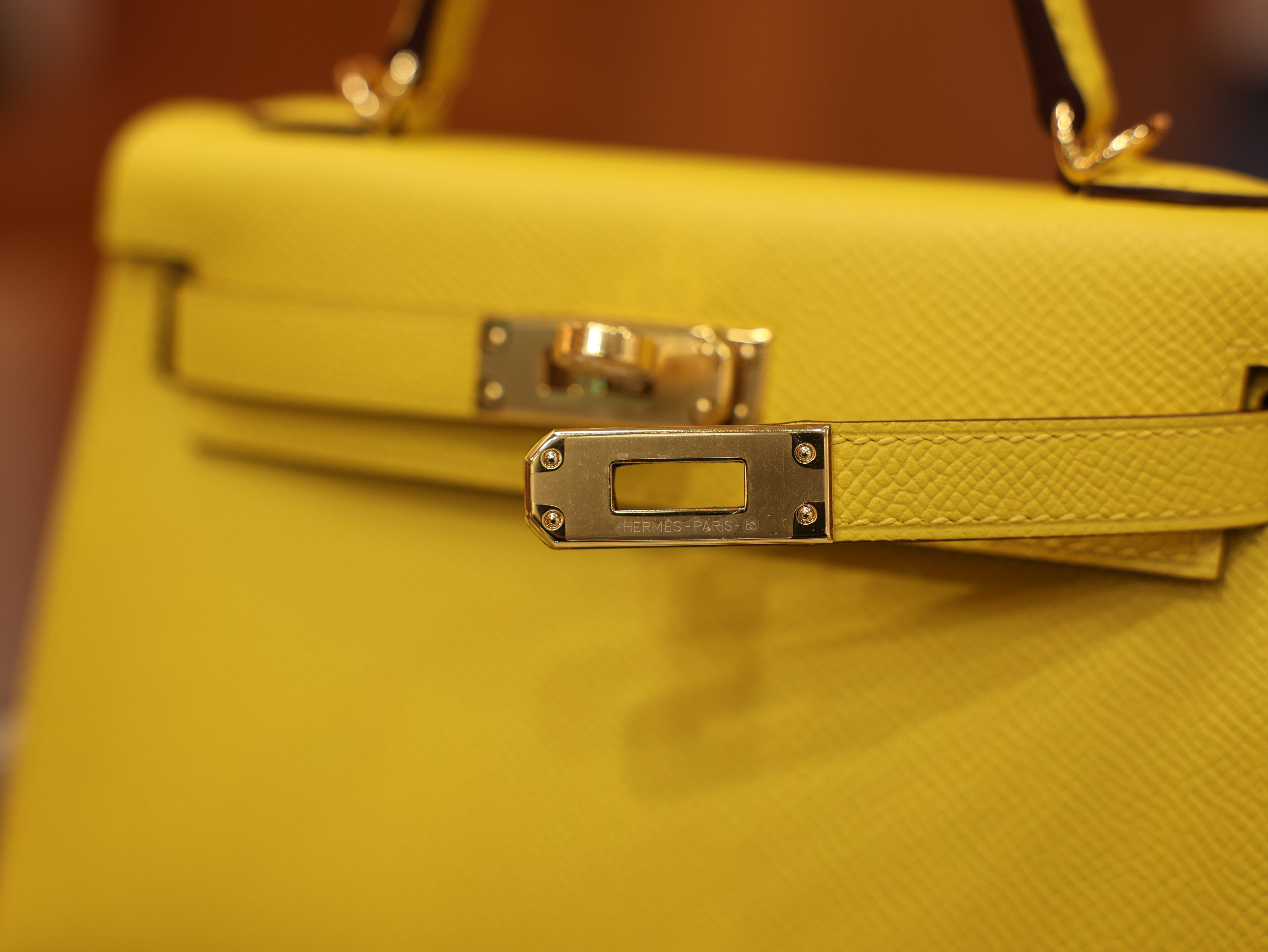 Kelly mini 2 epsom jaune de naples GHW