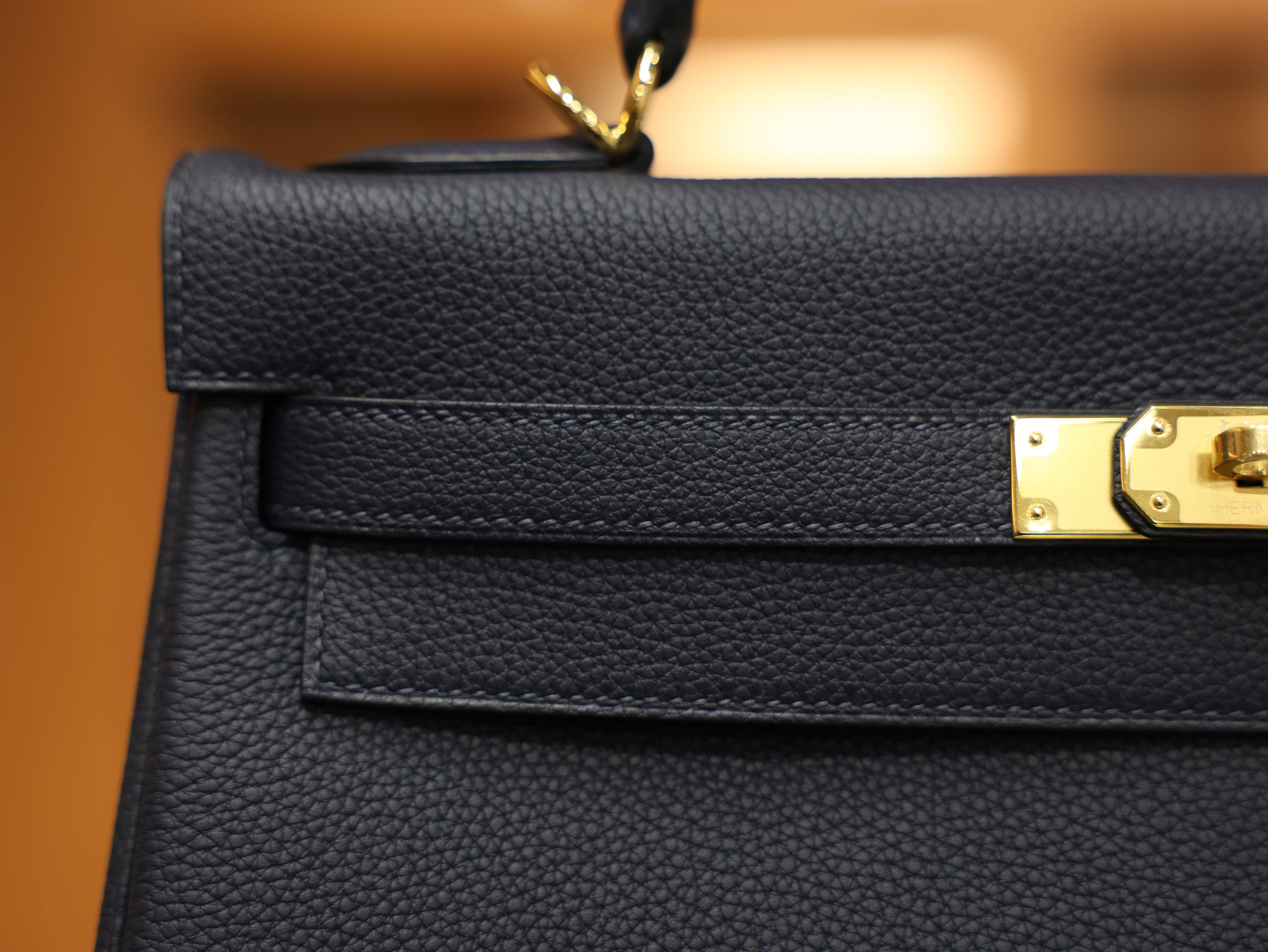 Kelly 32 togo blue nuit GHW