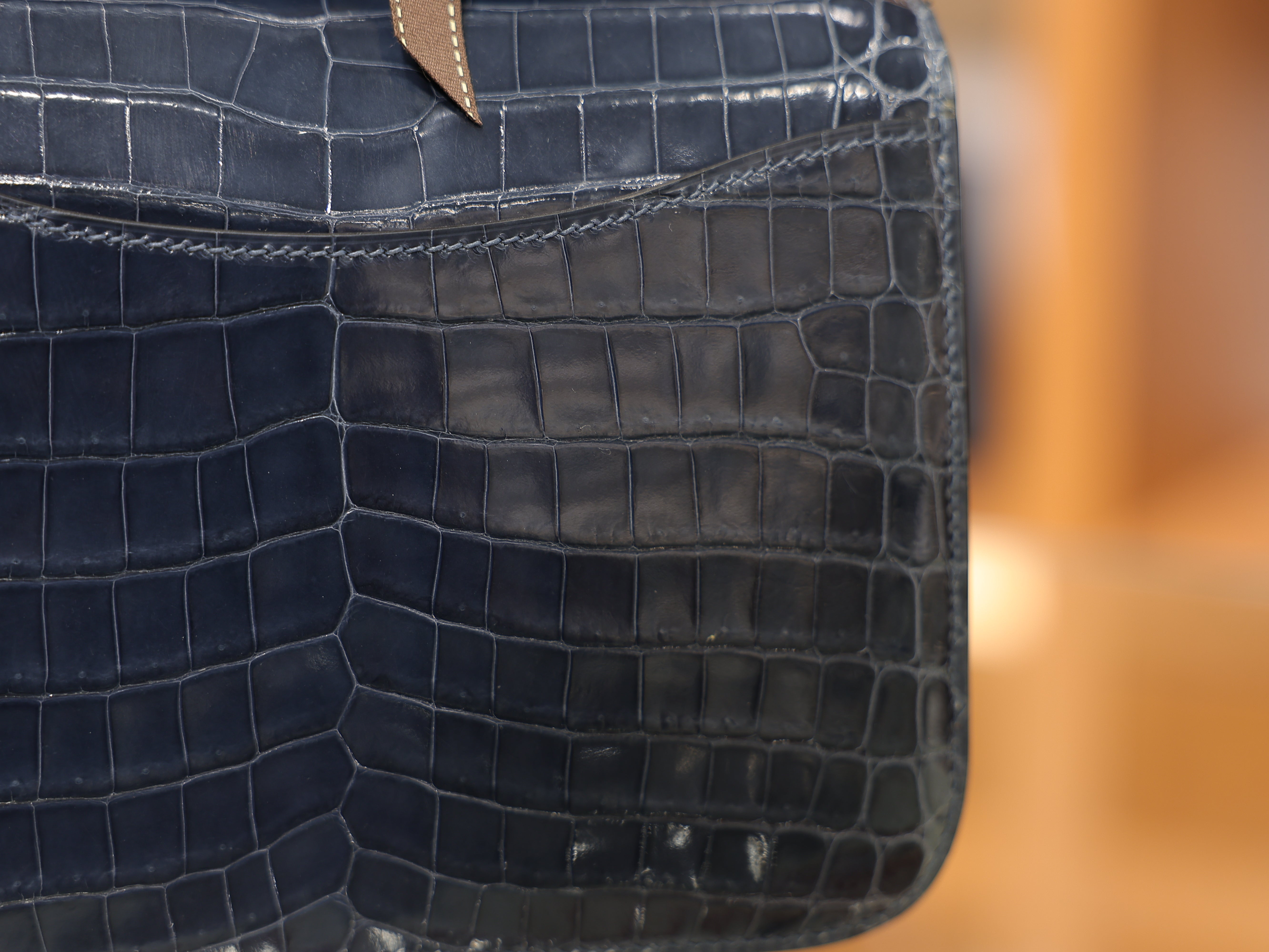 Constance 18 shiny alligator blue tempete PHW