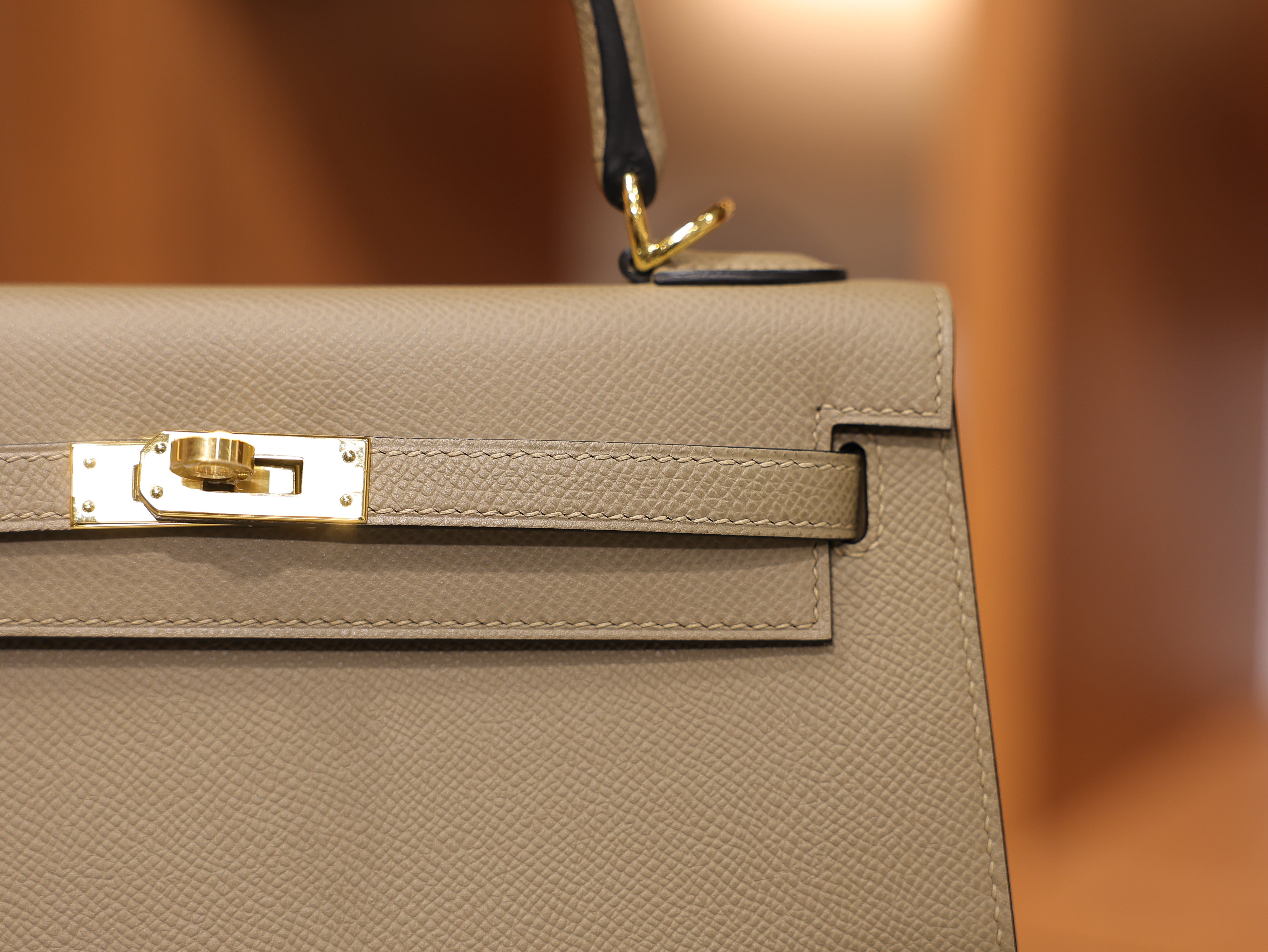 Kelly 25 epsom gris tourterelle GHW