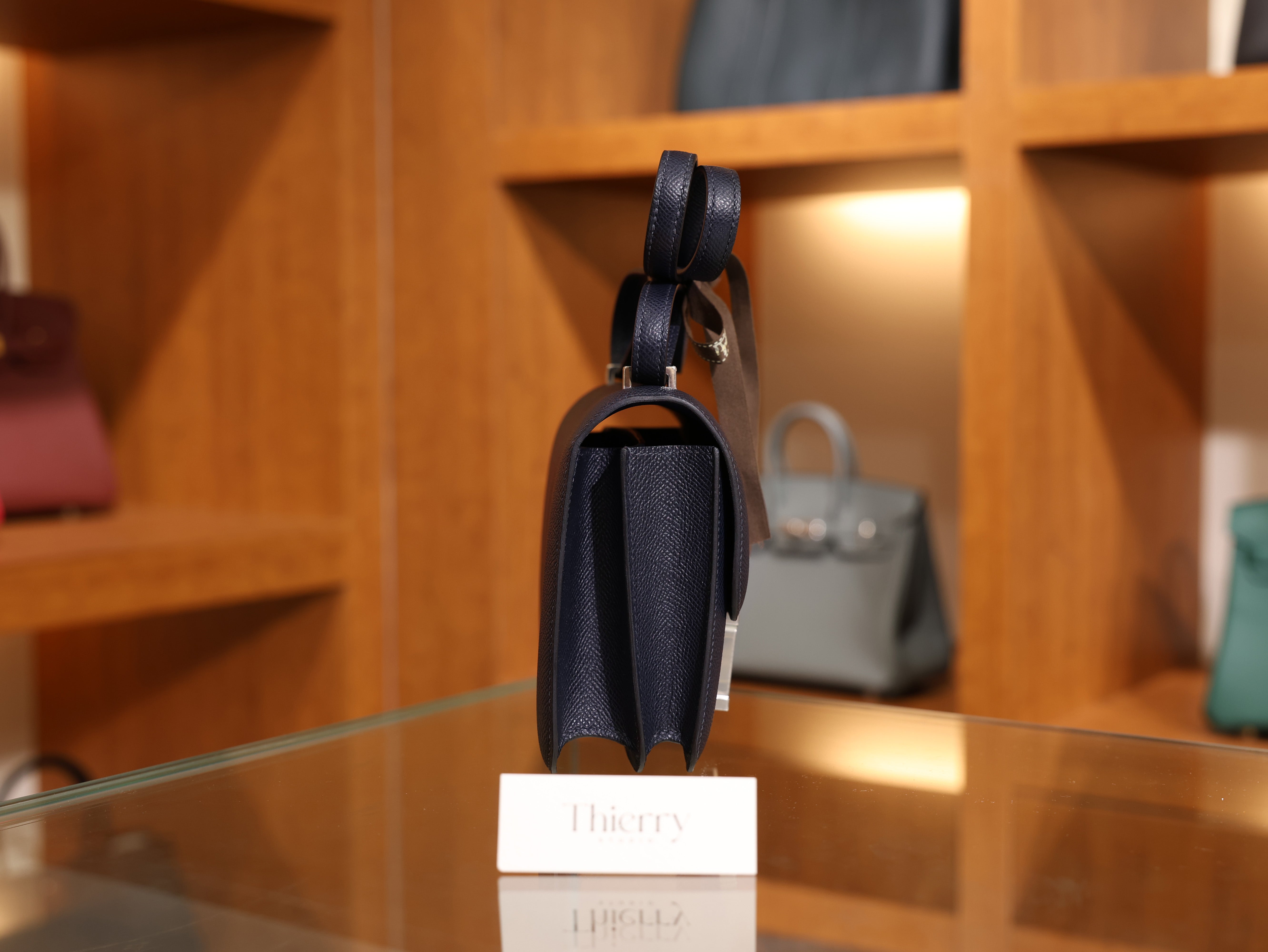 Constance 18 epsom blue nuit PHW