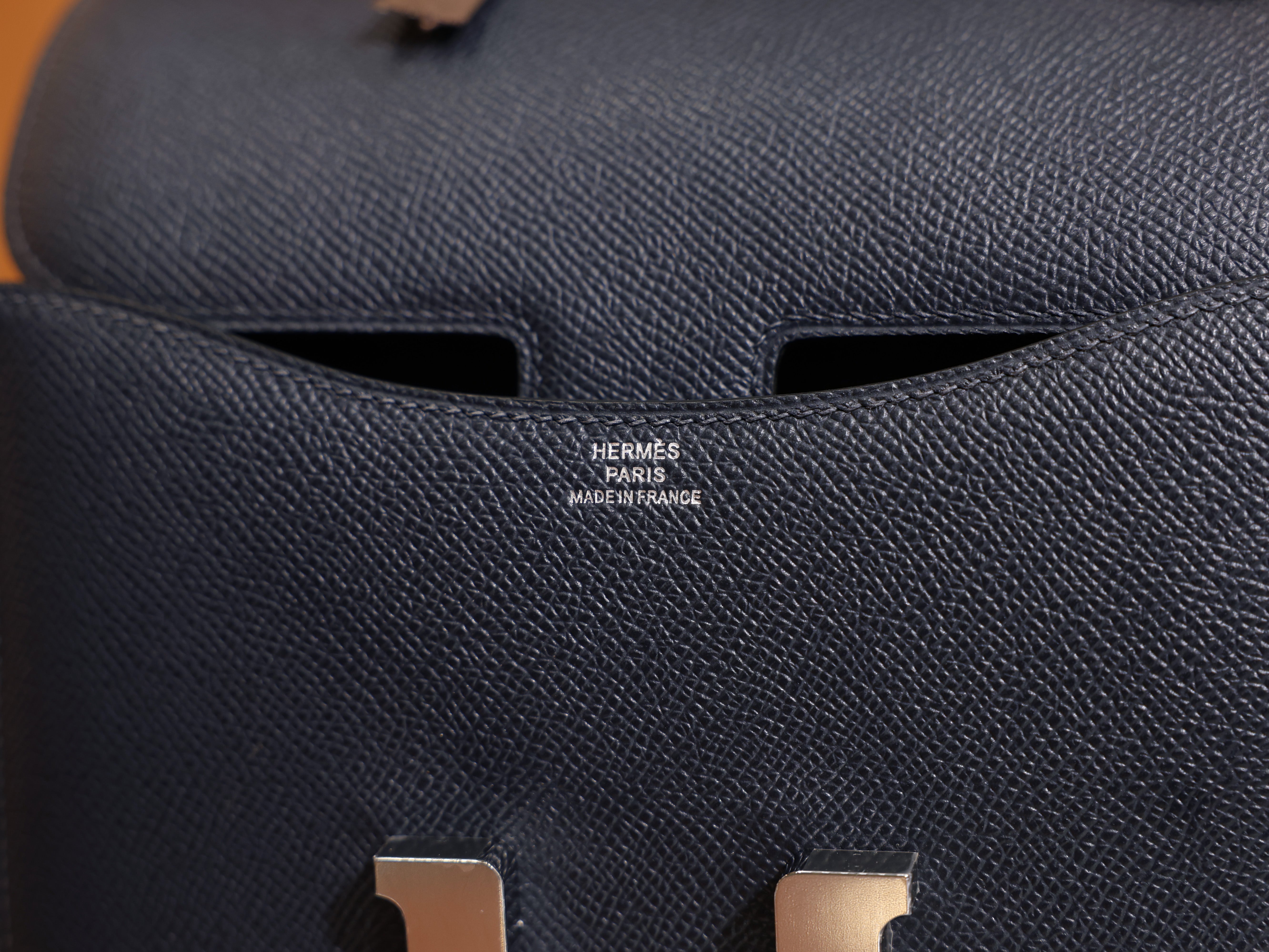 Constance 18 epsom blue nuit PHW