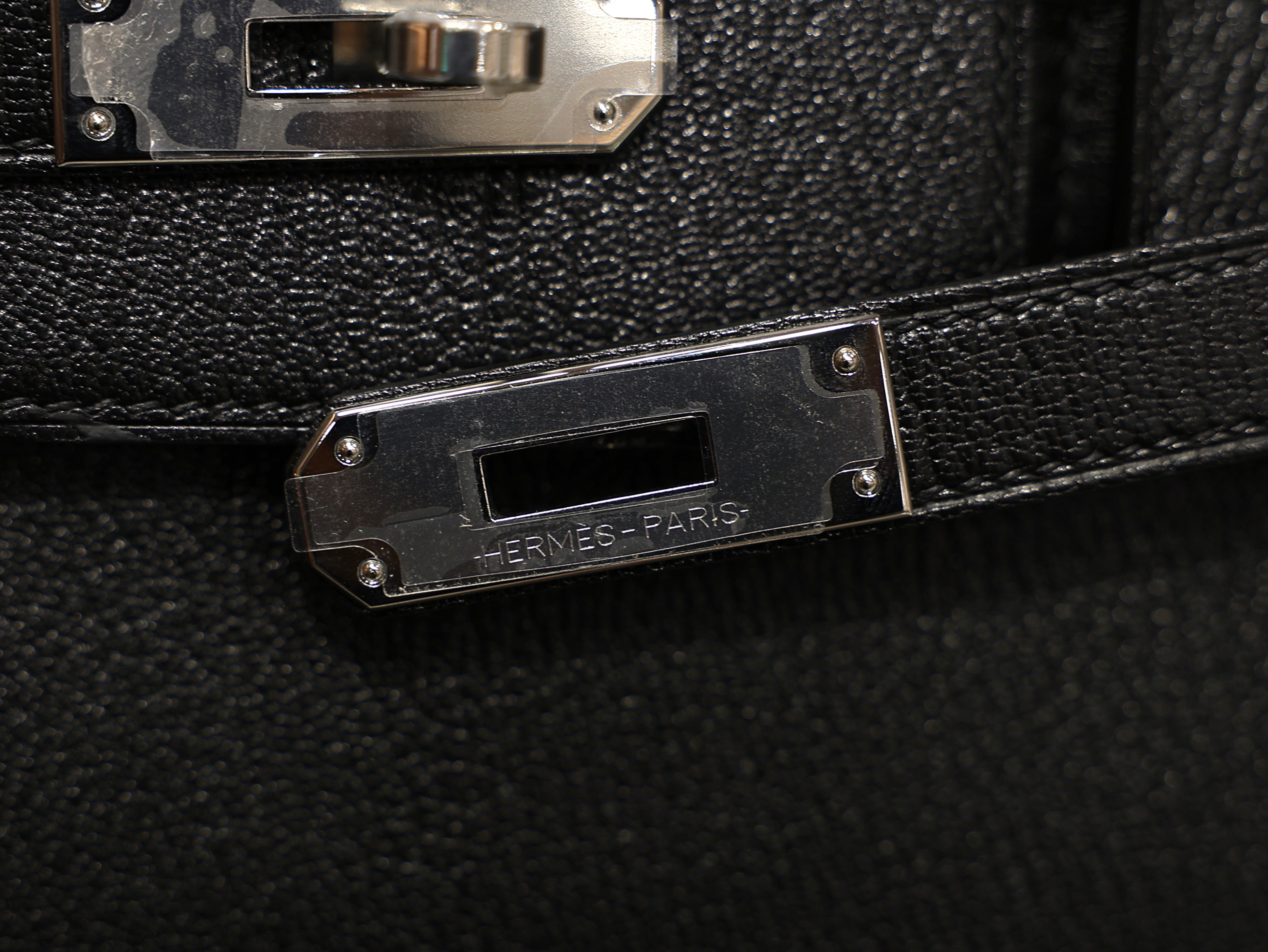 Birkin 35 chevre black PHW
