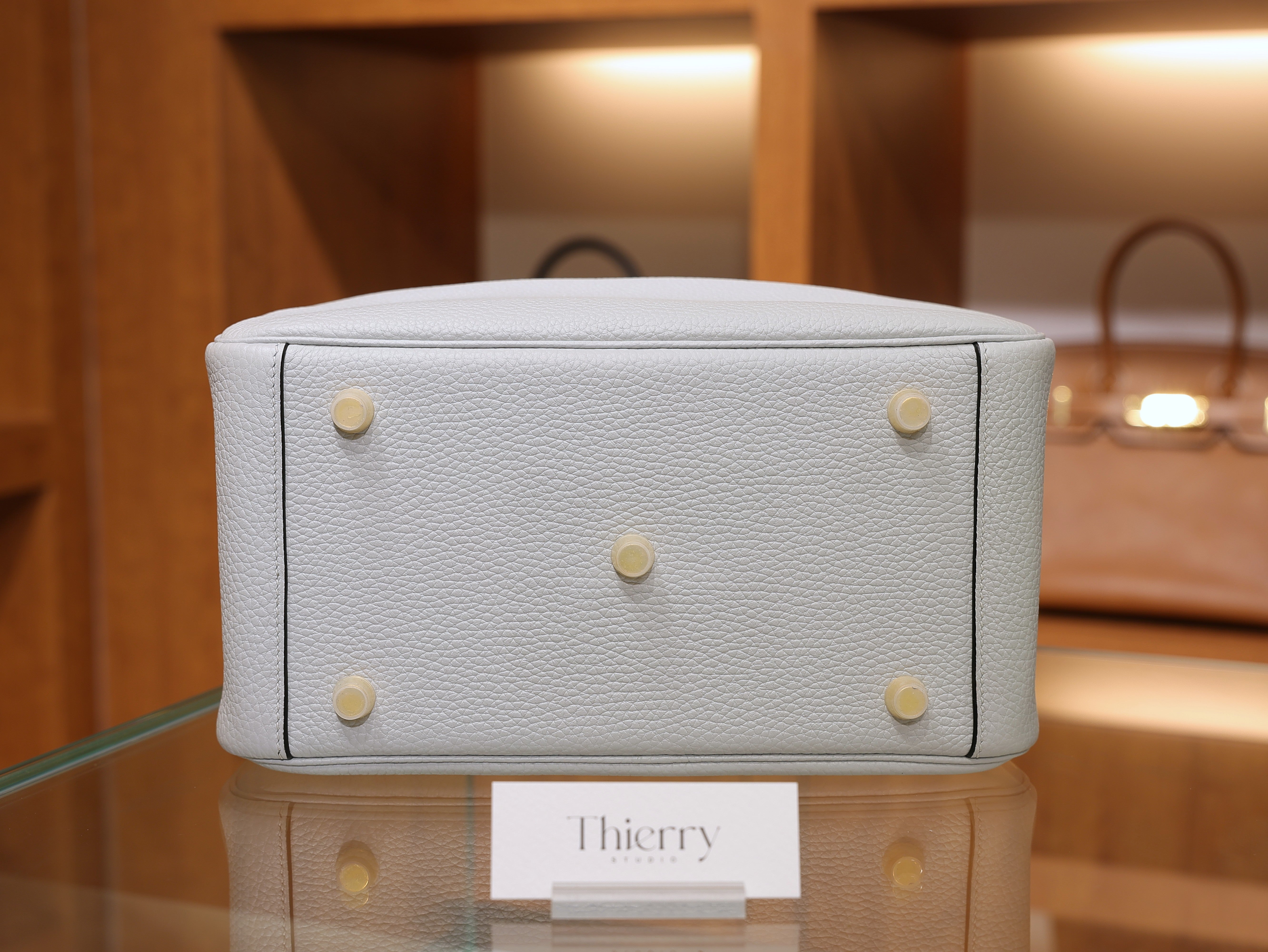 Lindy 26 clemence blue pale GHW