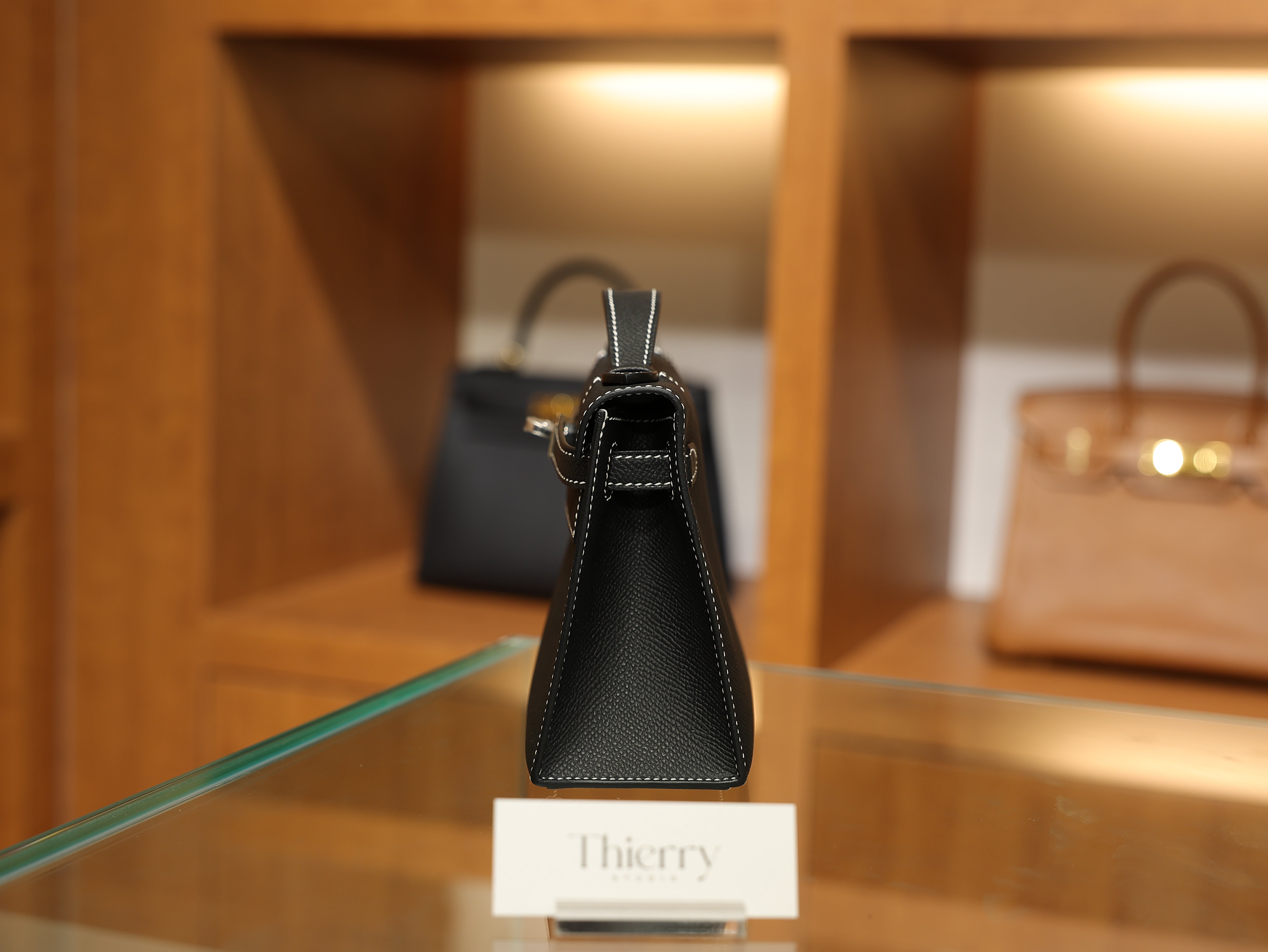 Kelly pochette epsom black & gris perle PHW (HSS)