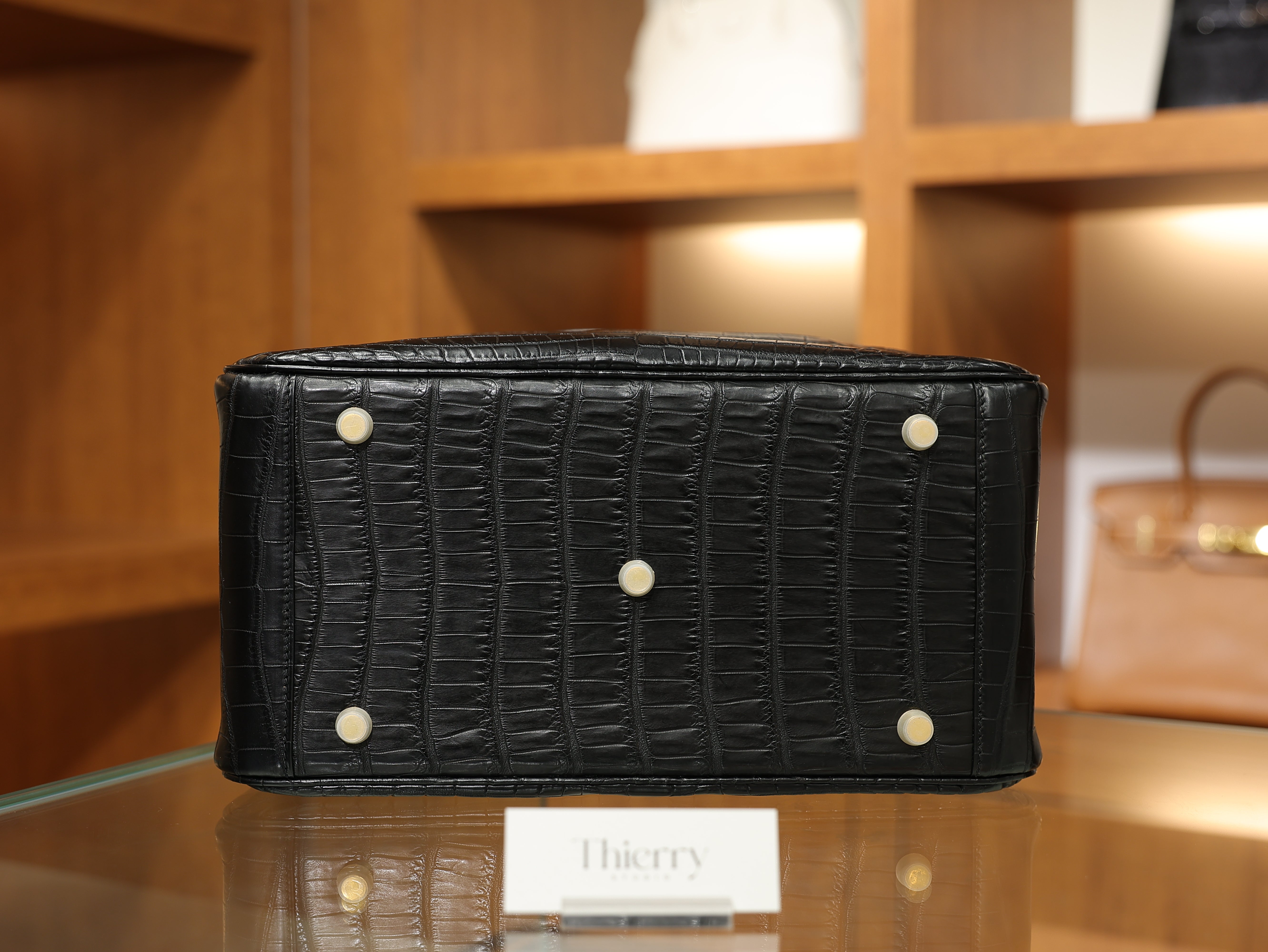 Lindy 30 matt niloticus black GHW