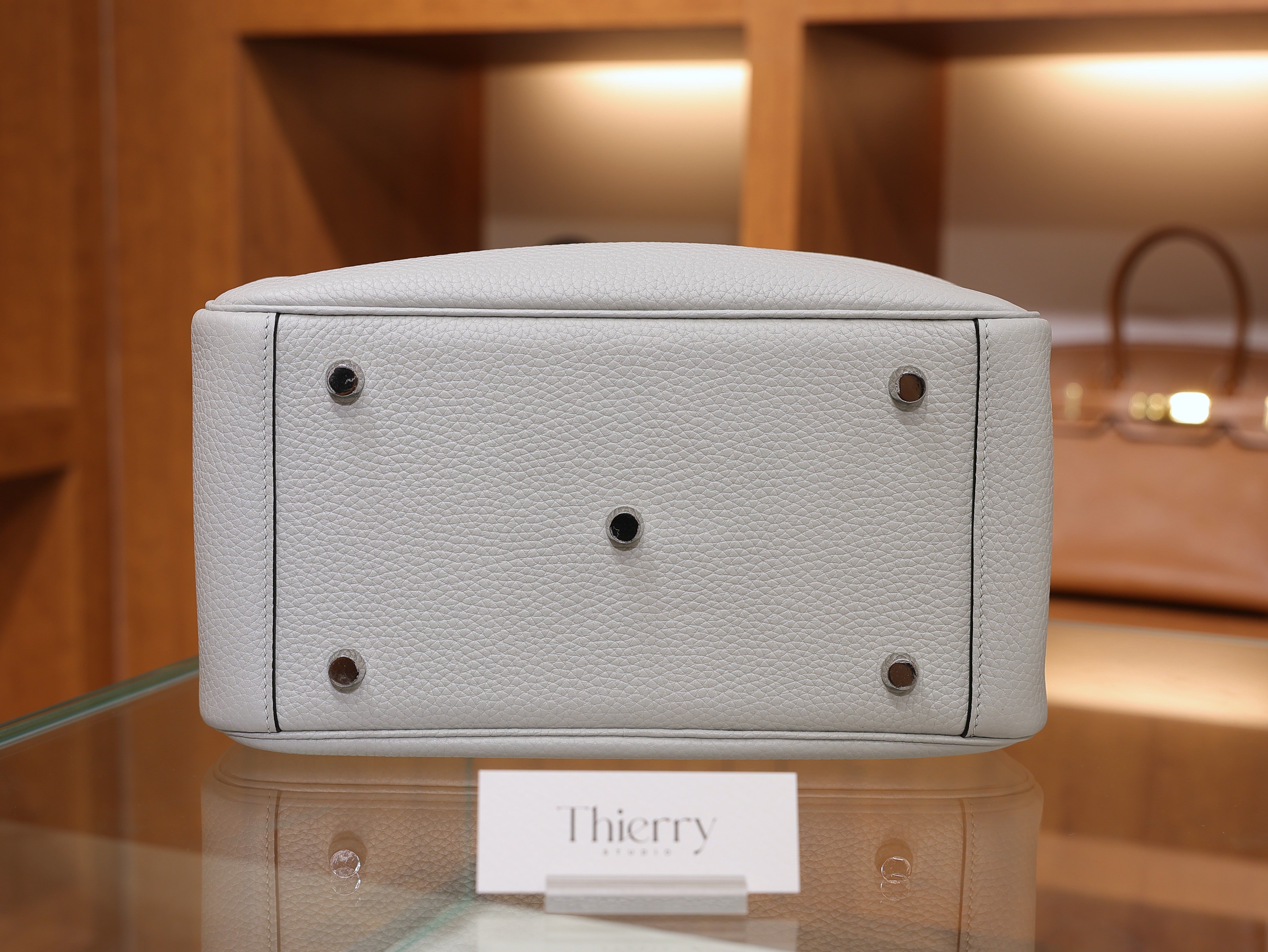 Lindy 26 clemence blue pale PHW