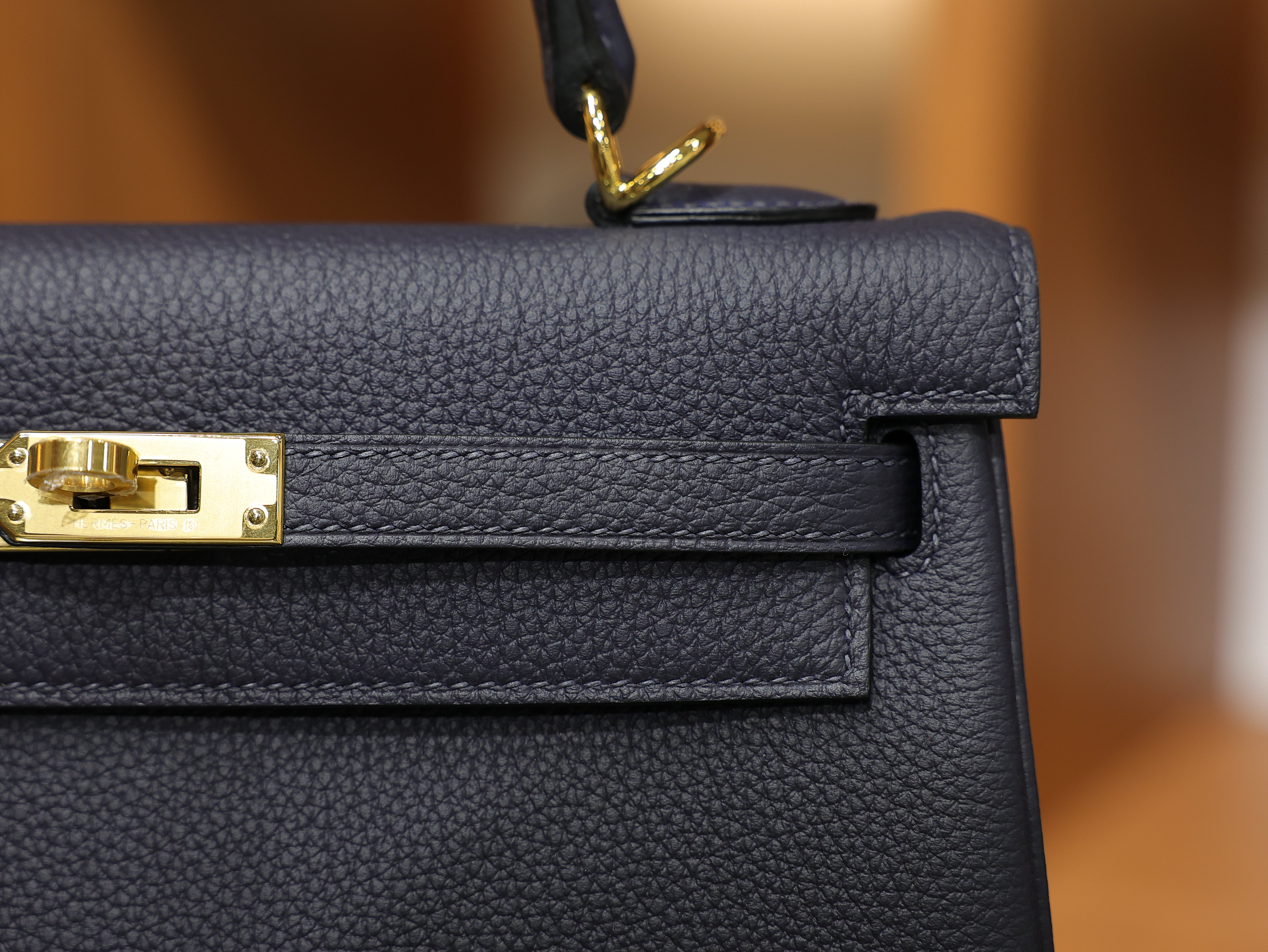 Kelly 25 togo blue nuit GHW