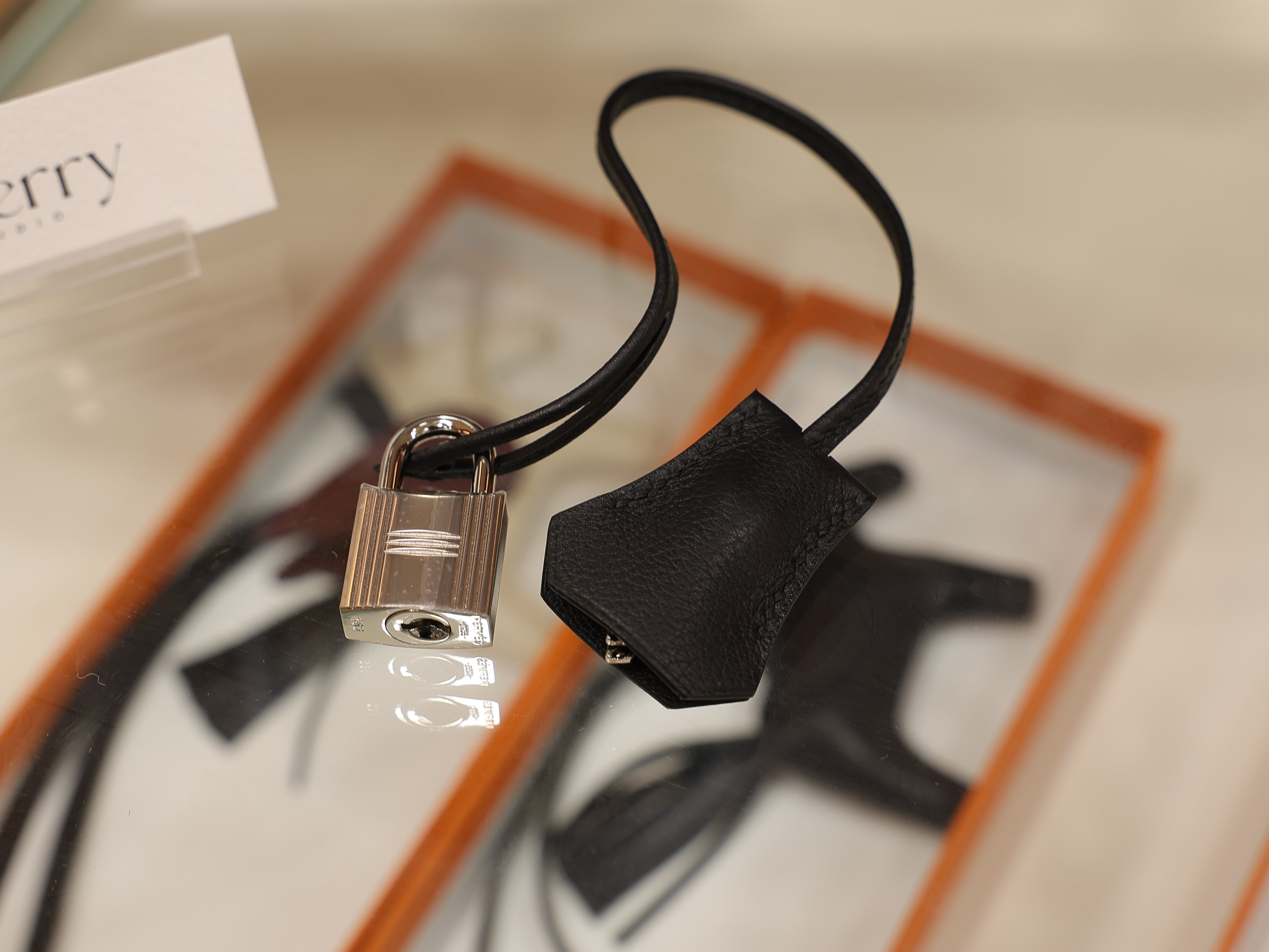 Shoulder birkin 29 evercolor black PHW