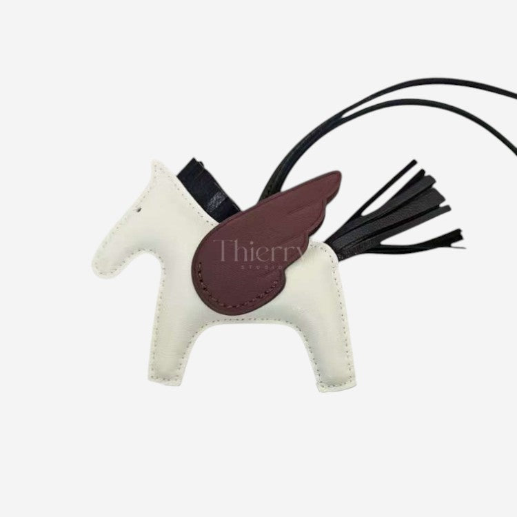 Rodeo PM charm 8