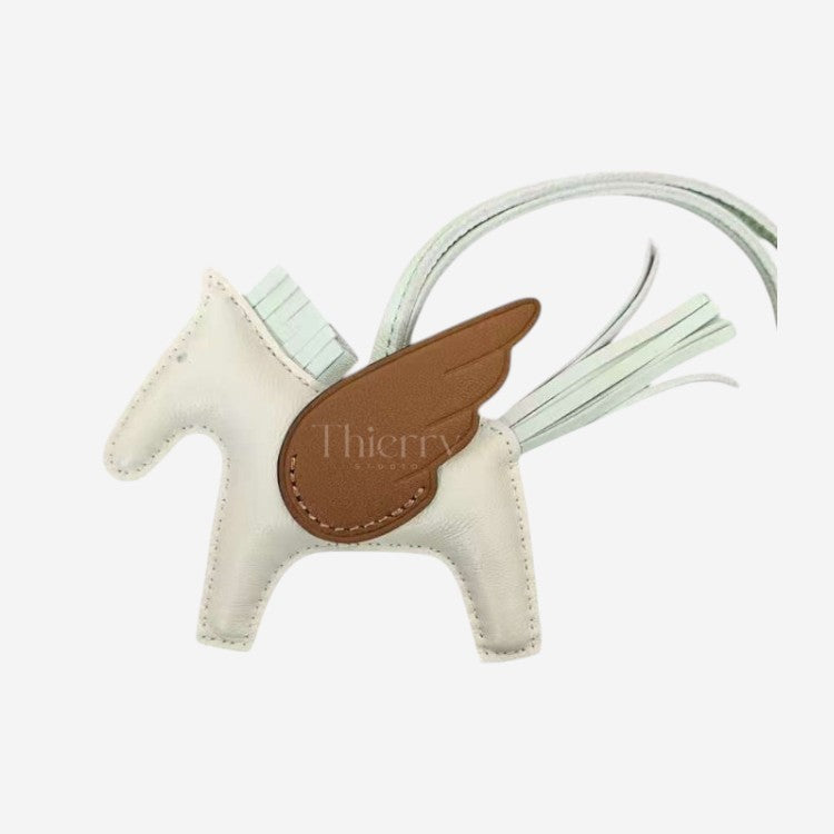 Rodeo PM charm 6
