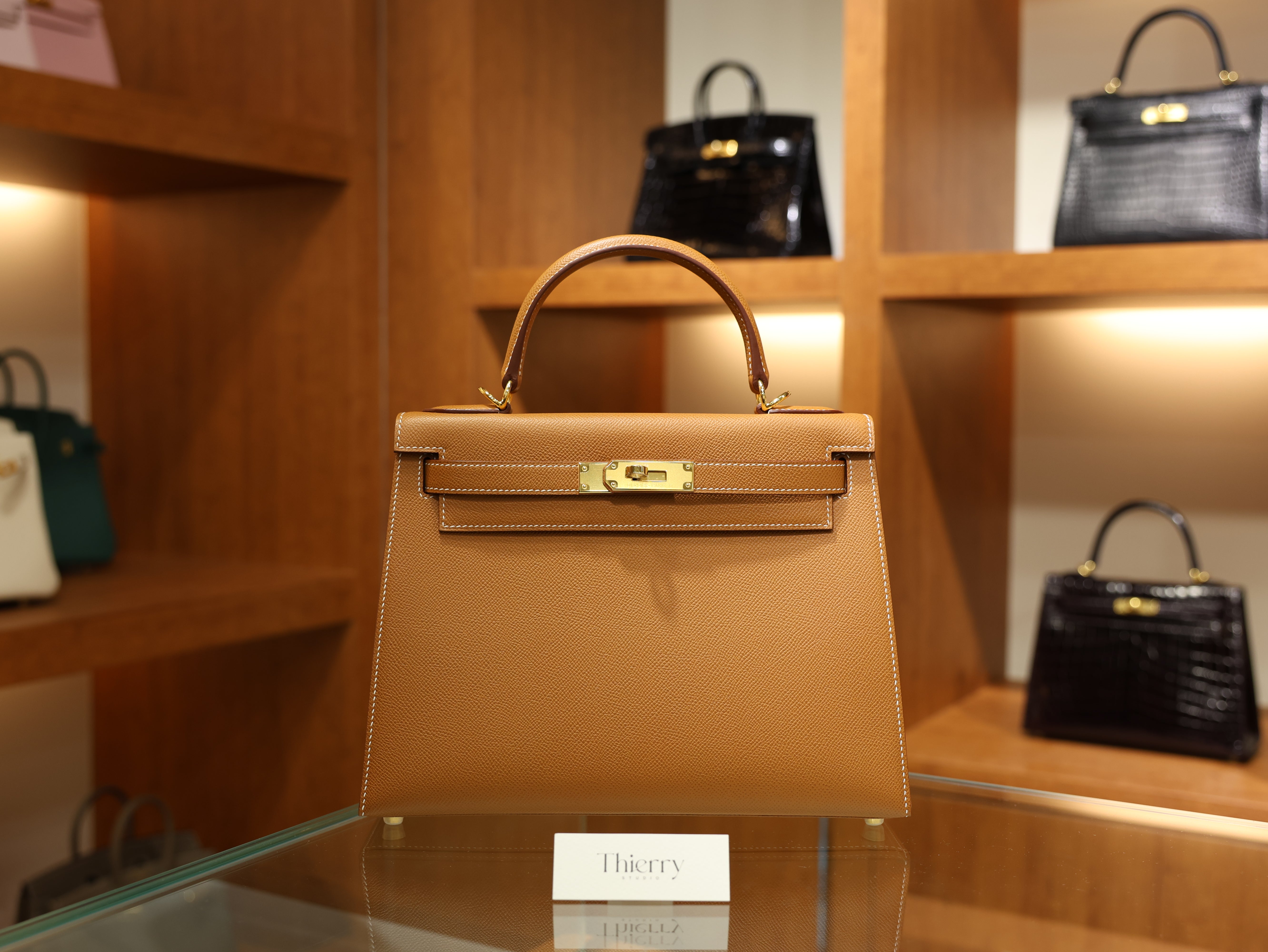 Kelly 28 epsom gold GHW