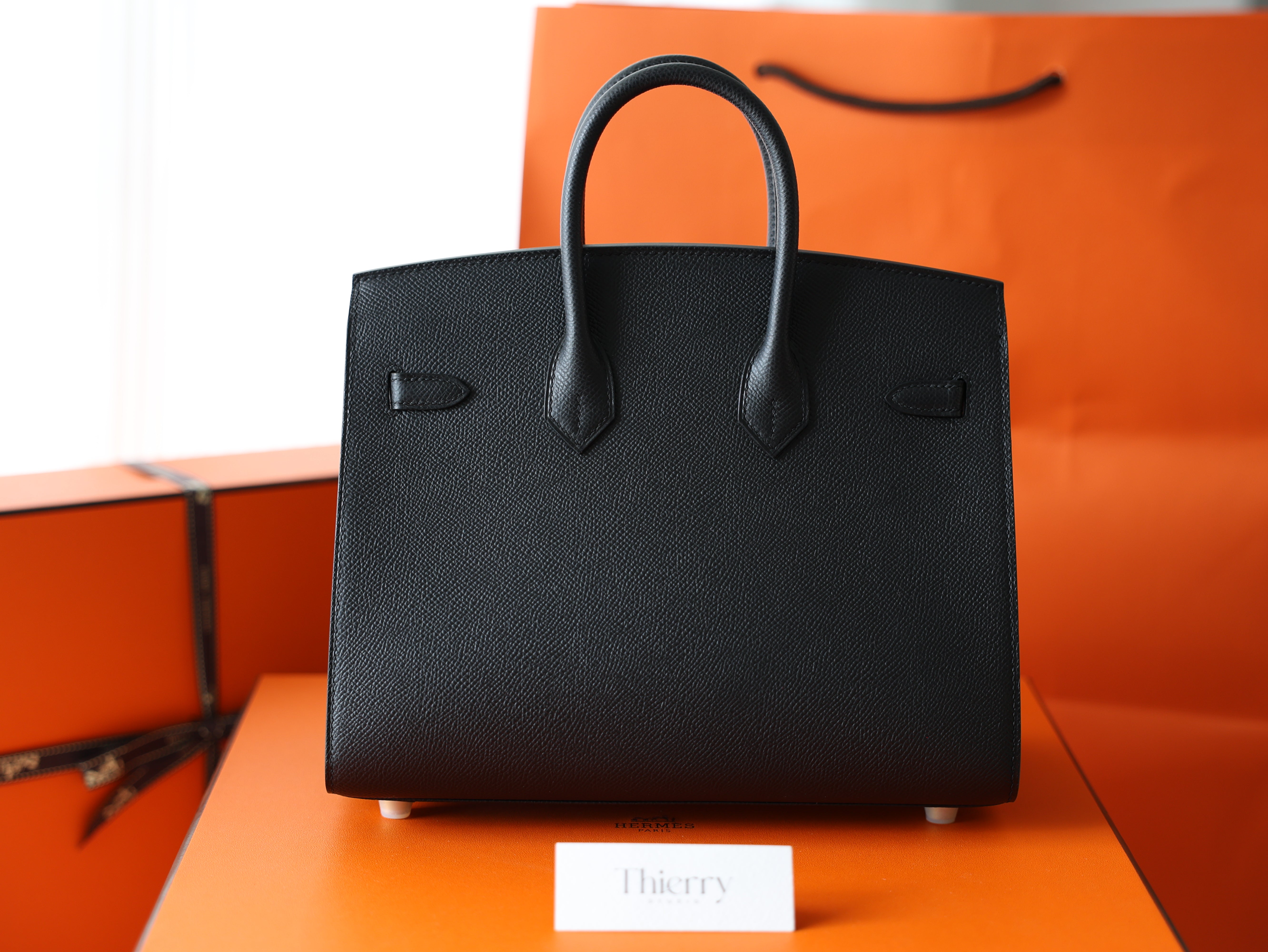 Birkin 25 epsom sellier black GHW