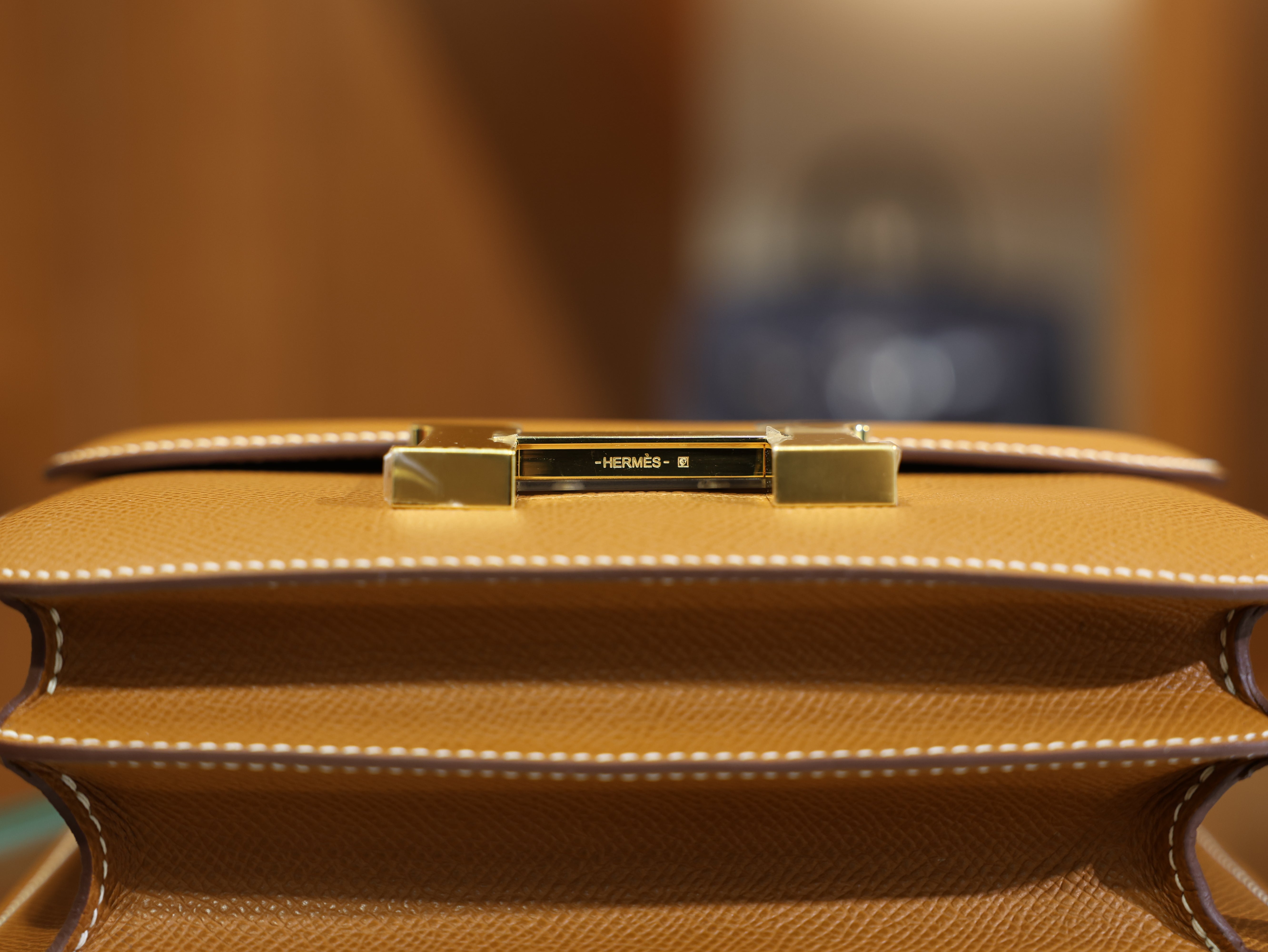 Constance 18 epsom gold GHW
