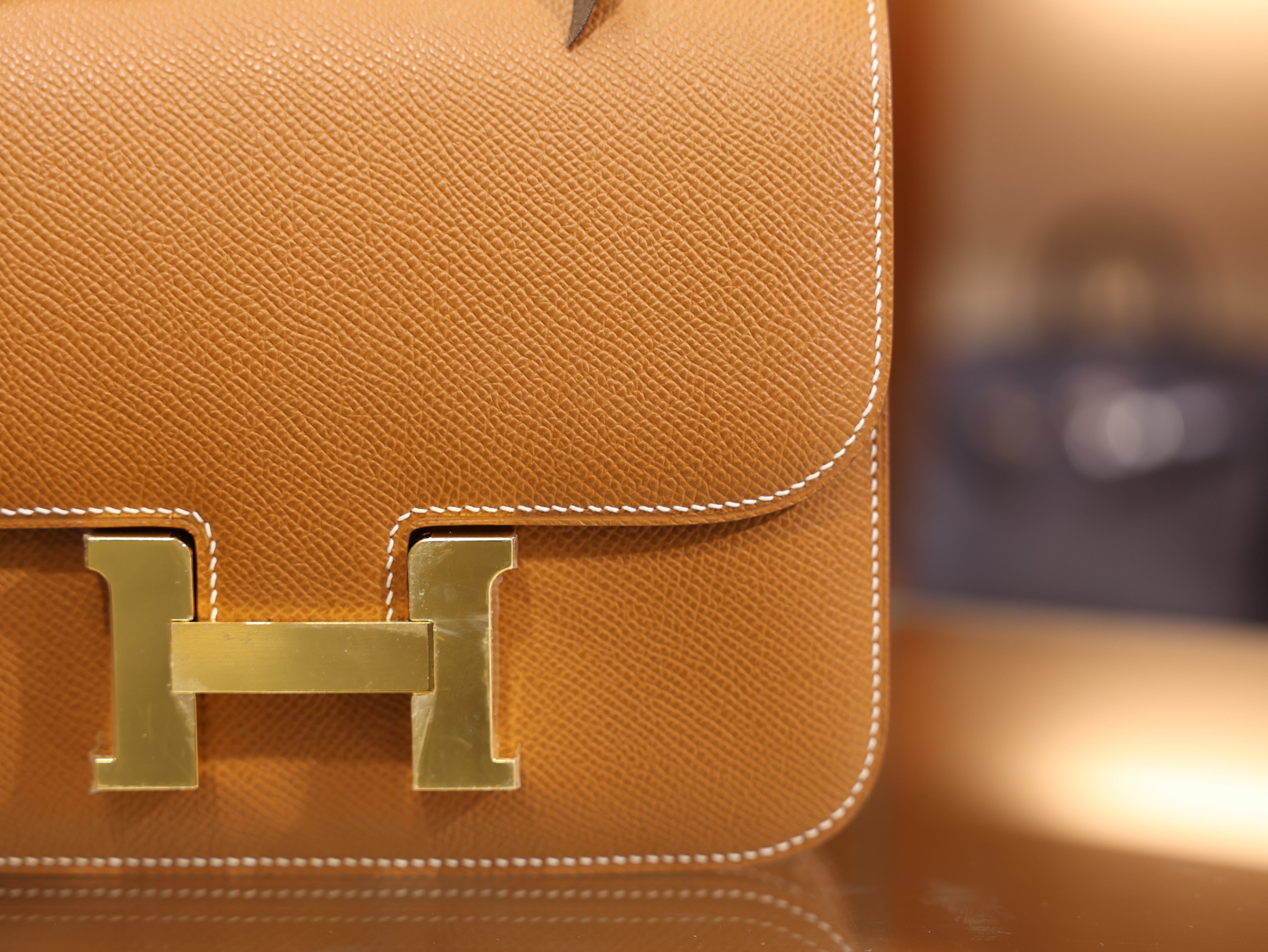 Constance 18 epsom gold GHW