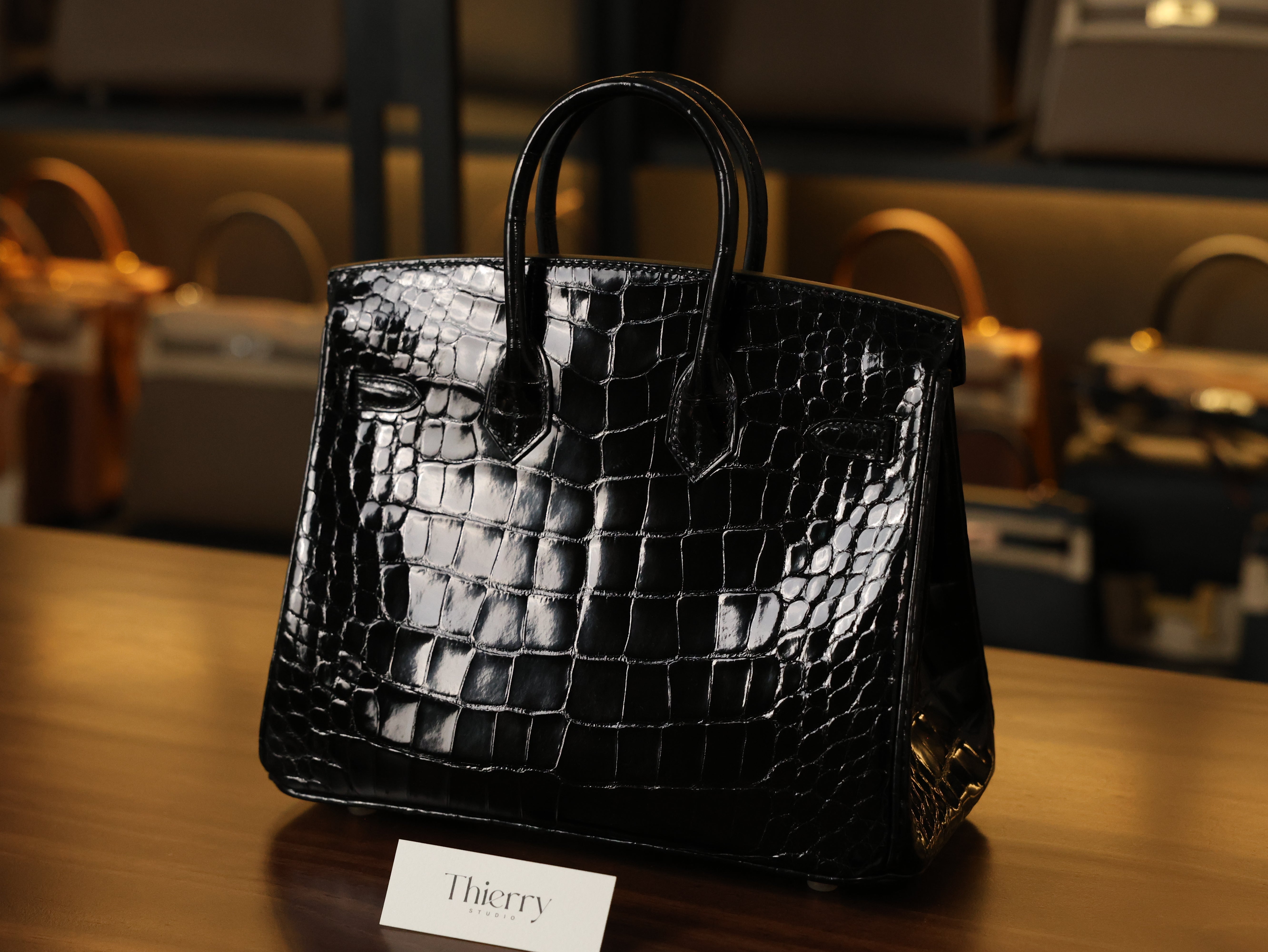 Birkin 25 alligator shiny black GHW