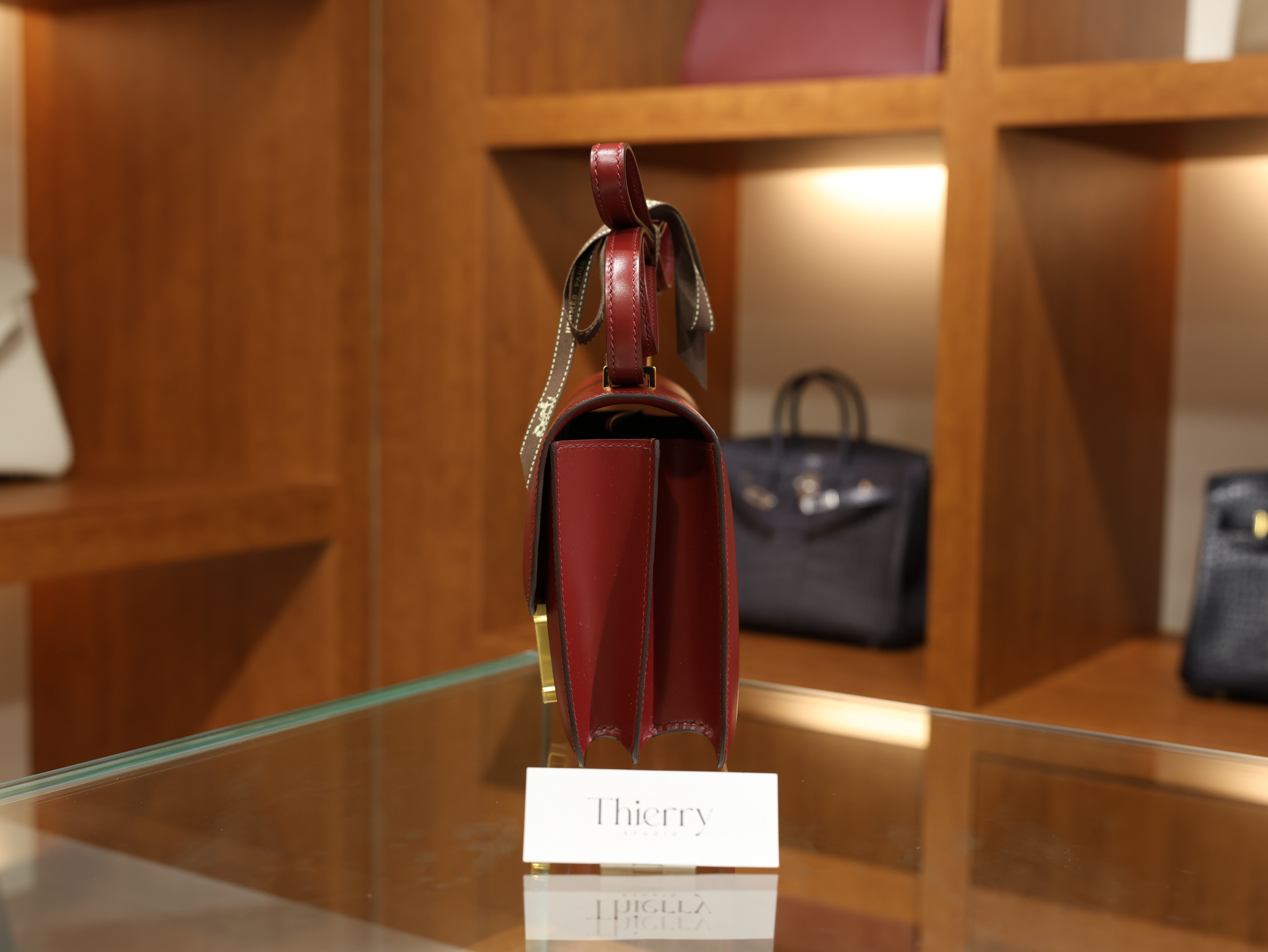 콘스탄스 18 복스 루즈아쉬 금장