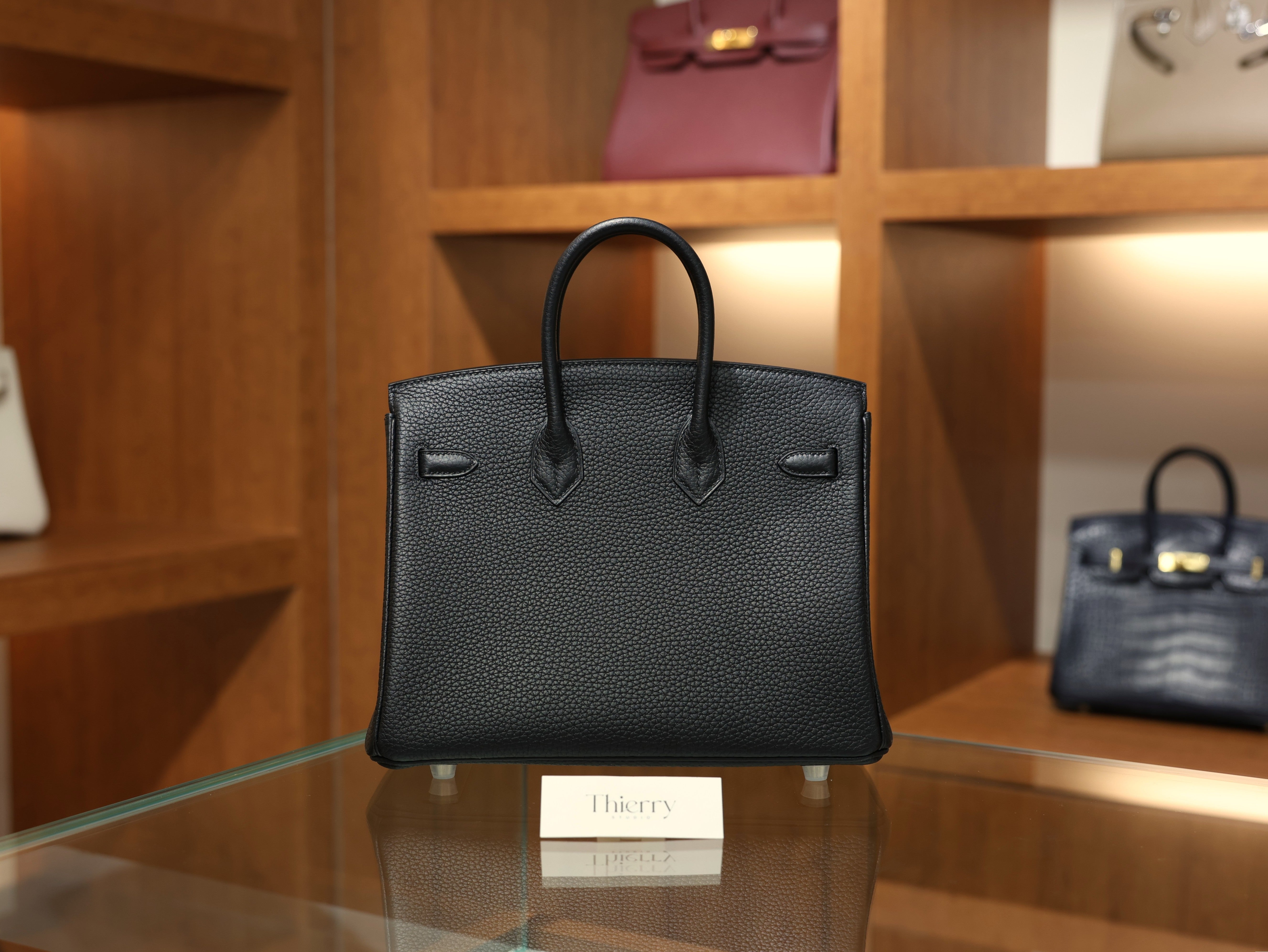 Birkin 25 clemence black PHW