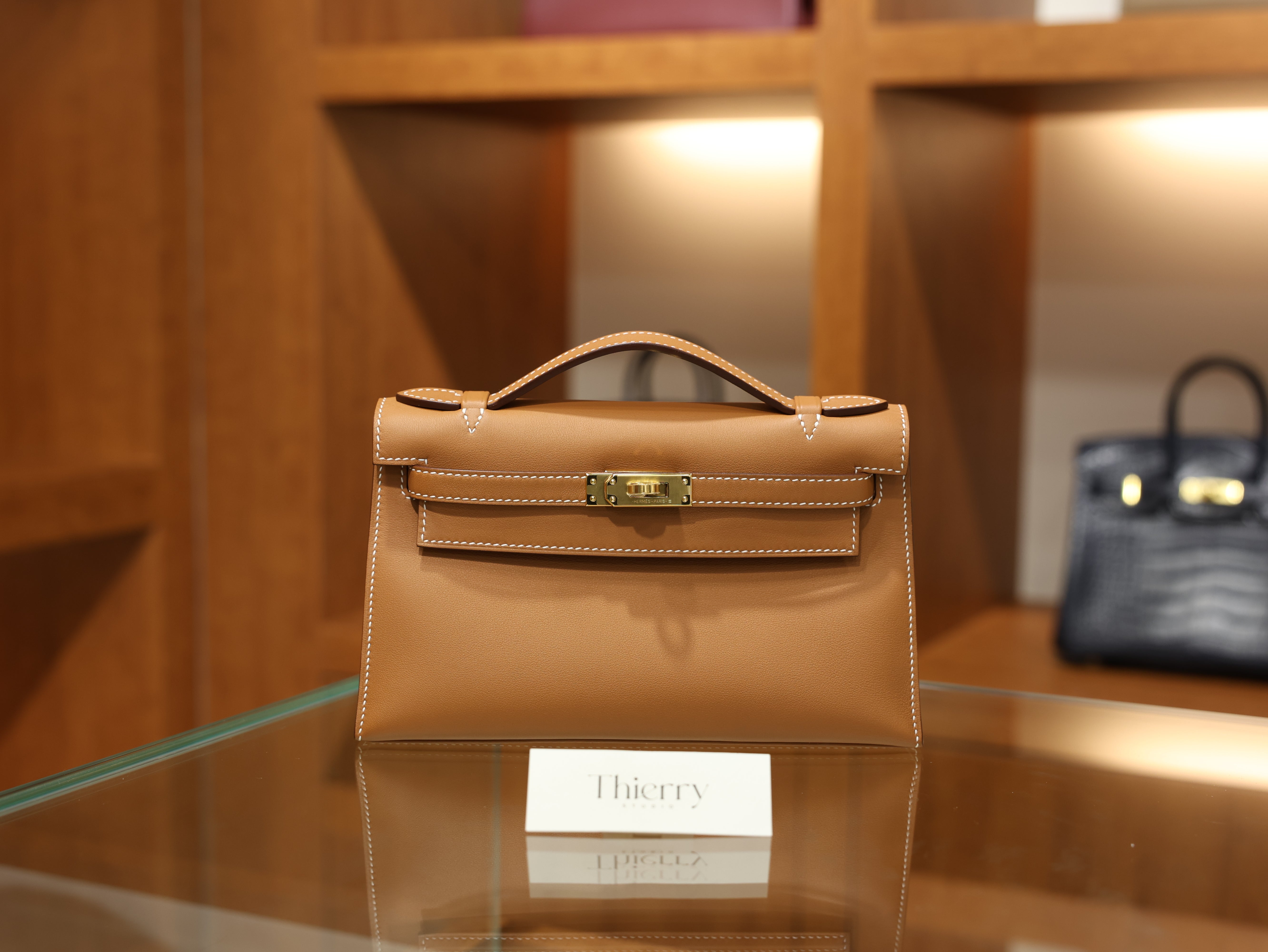 Kelly pochette swift gold GHW