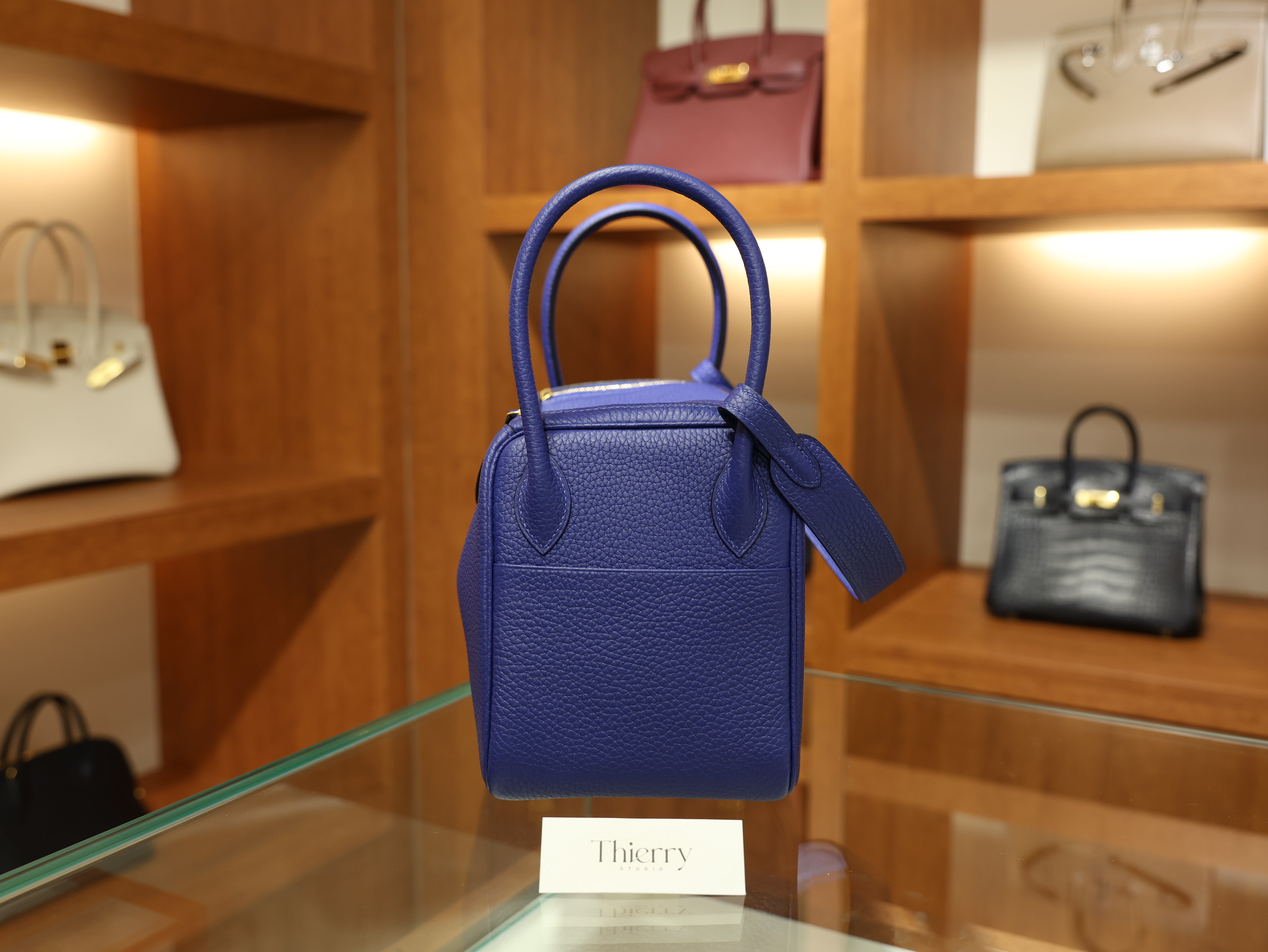 Lindy 26 clemence blue electric GHW