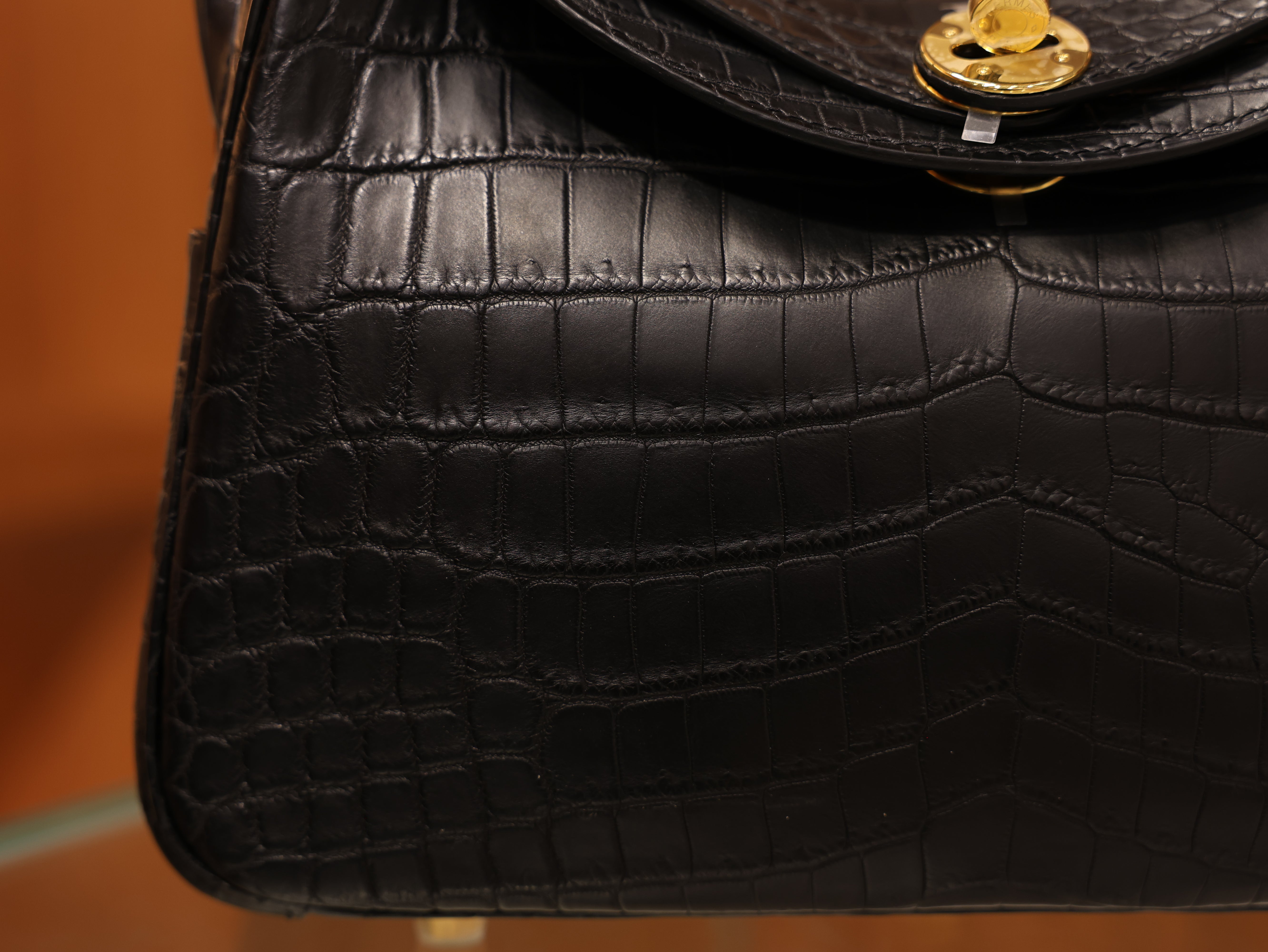 Lindy 26 matt niloticus black GHW