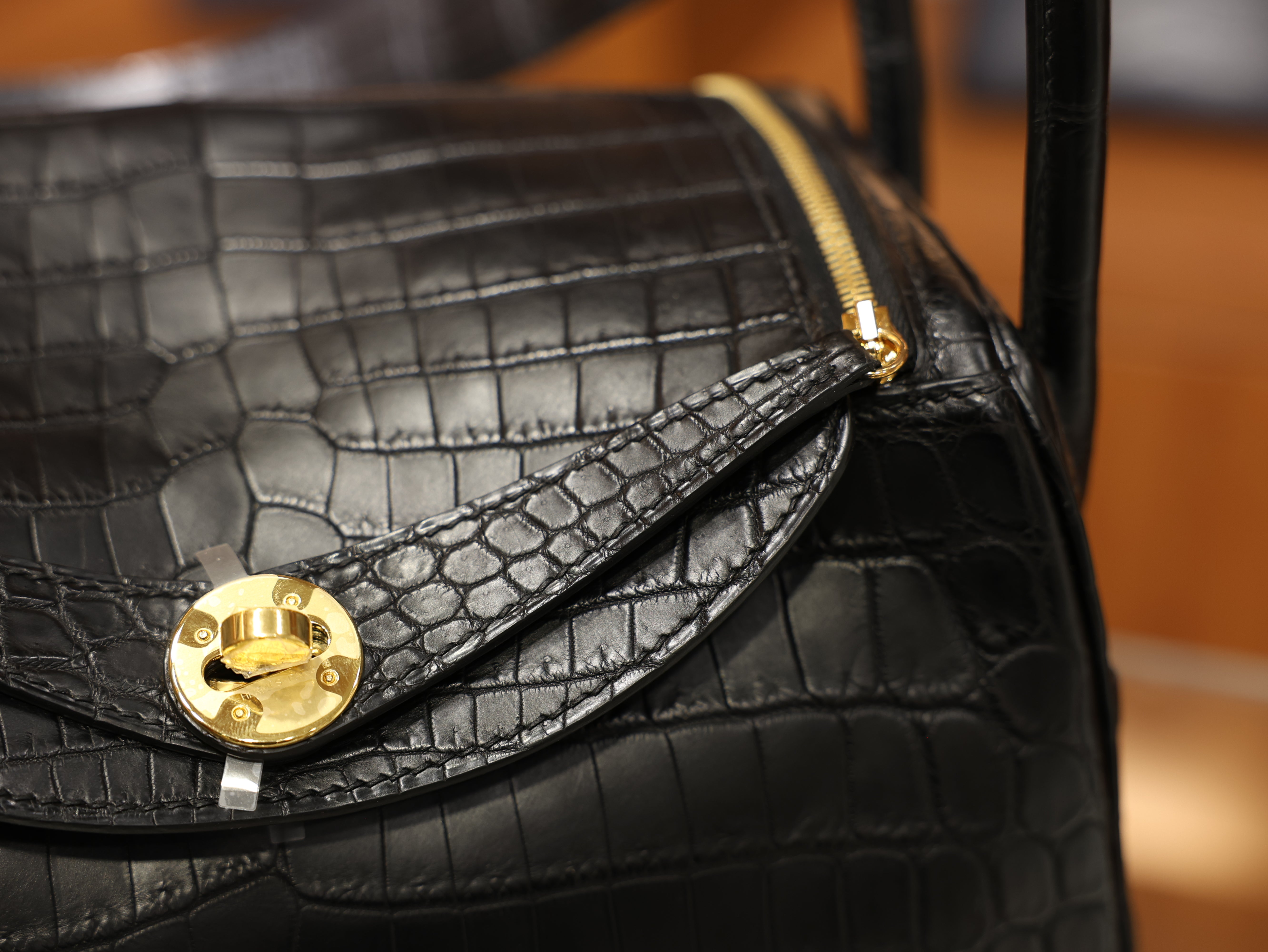 Lindy 26 matt niloticus black GHW