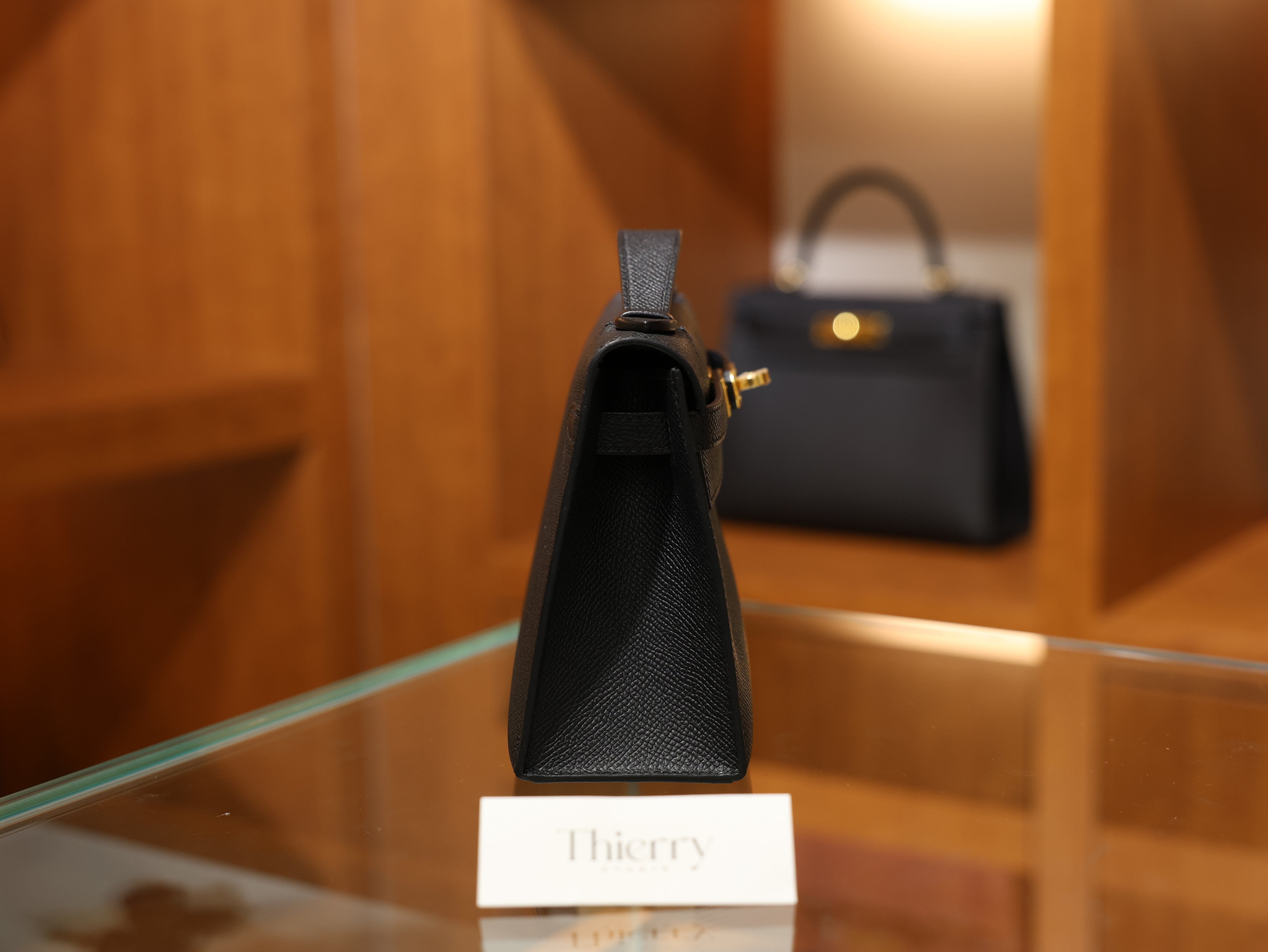 Kelly pochette epsom black GHW