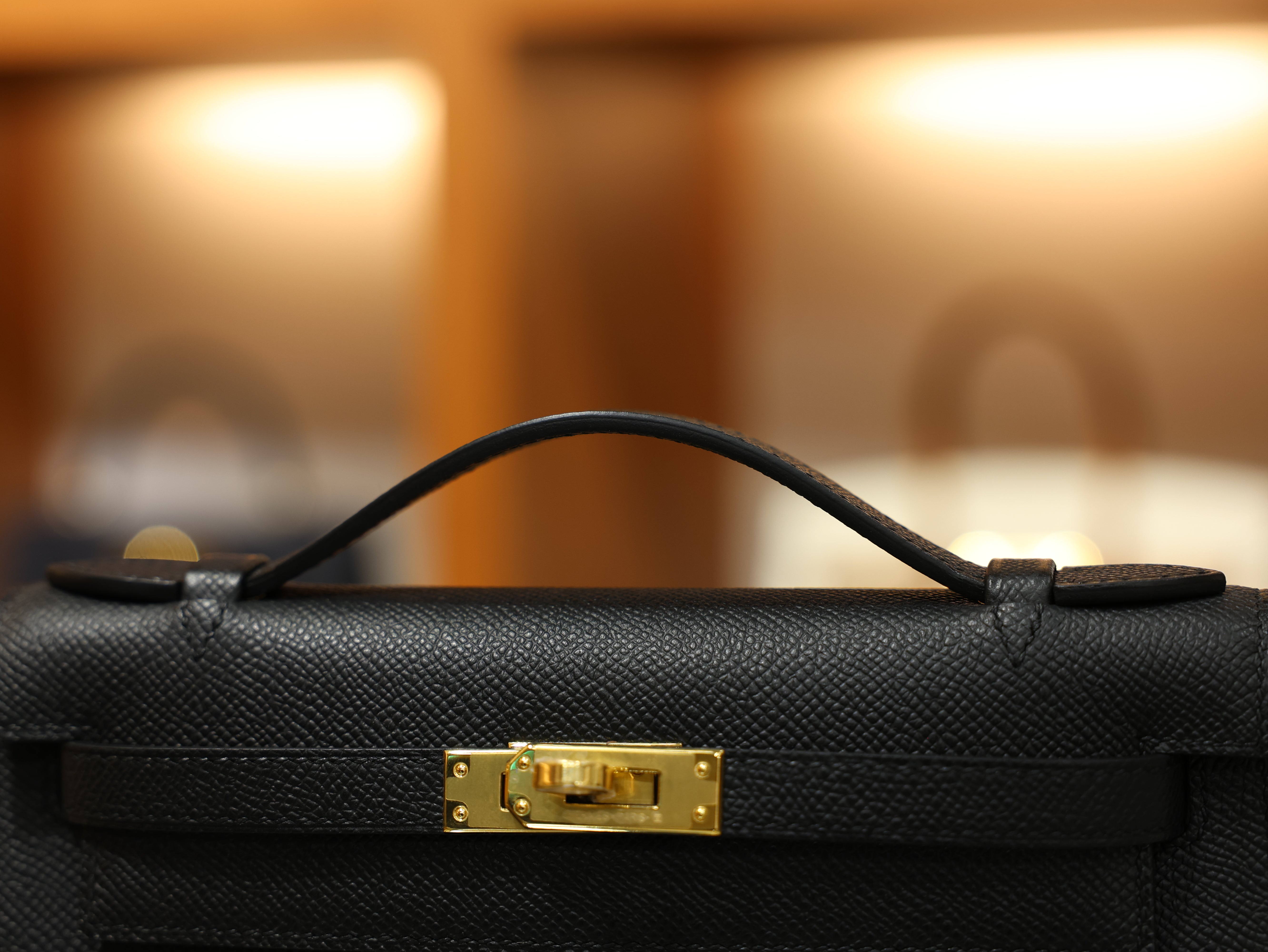 Kelly pochette epsom black GHW