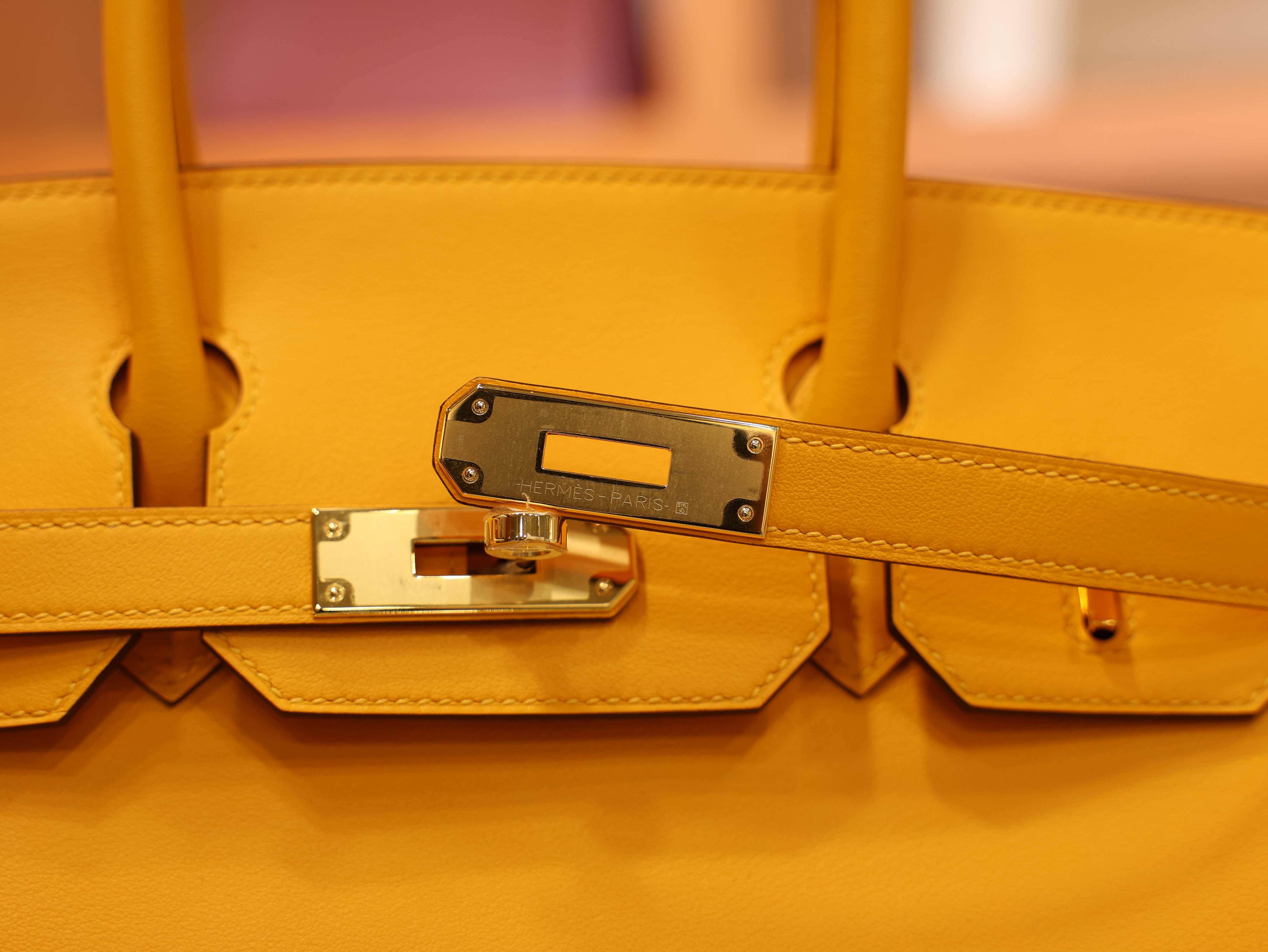 Birkin 30 swift jaun dor GHW