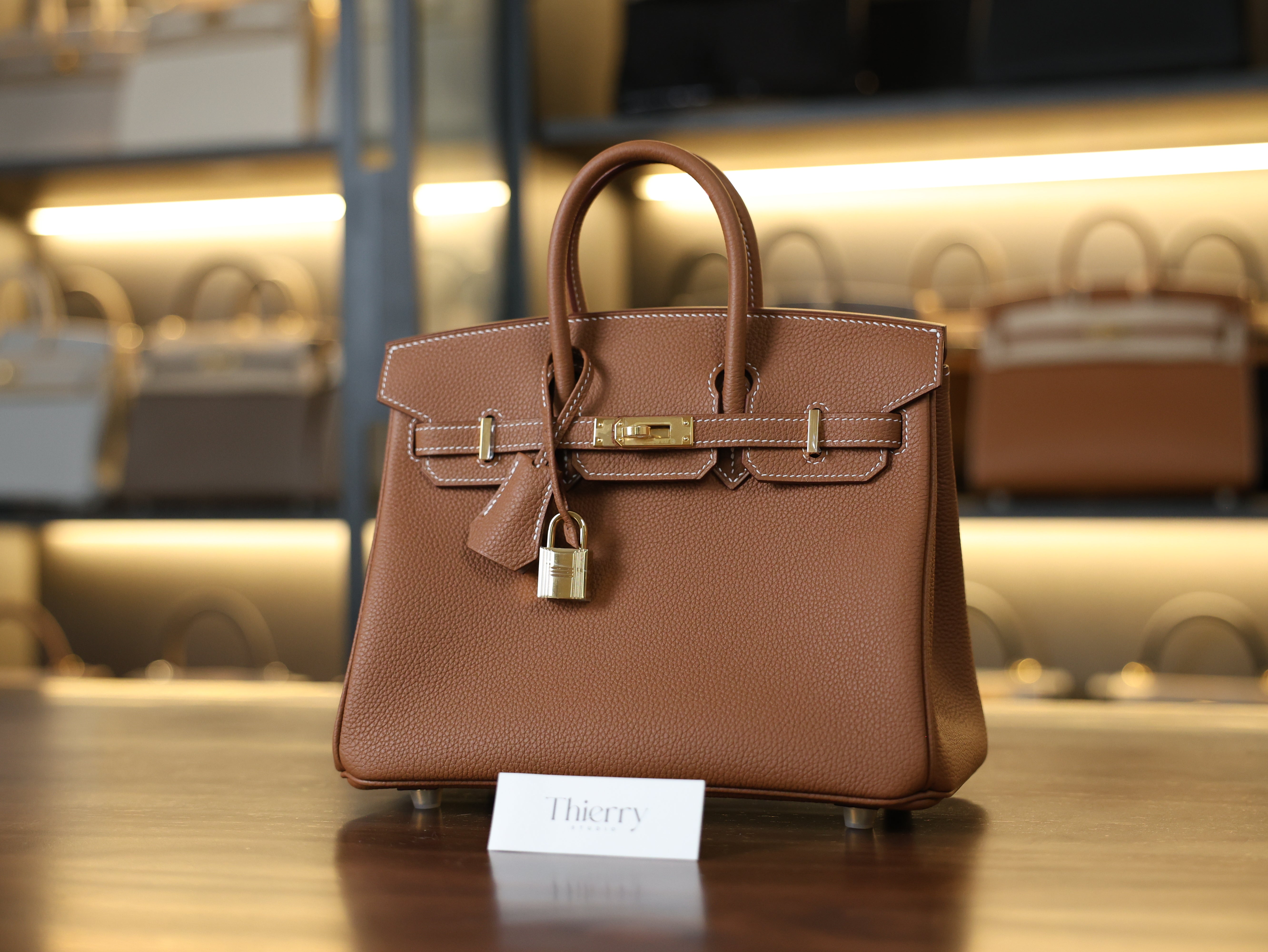 Birkin 25 togo gold GHW