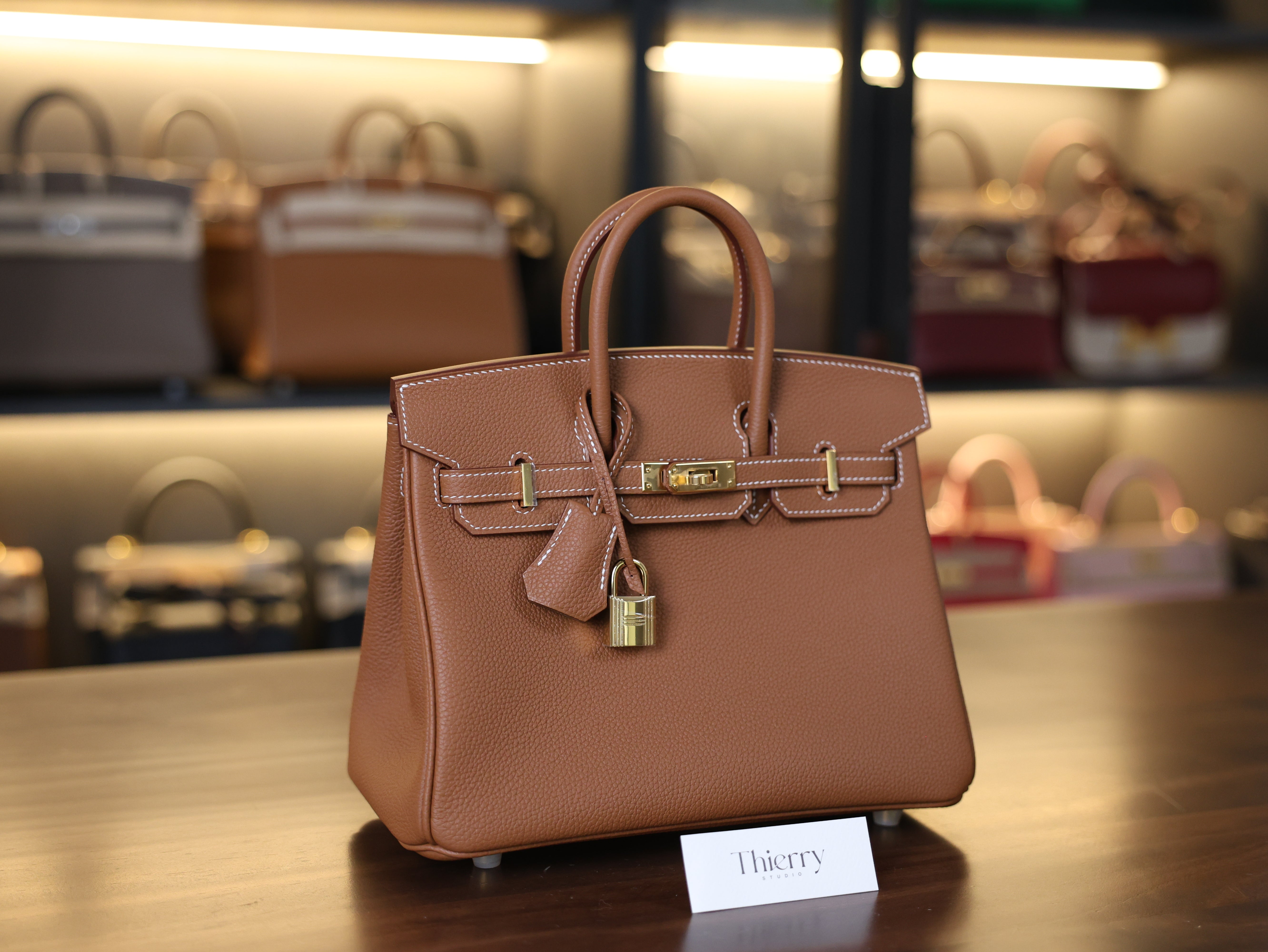 Birkin 25 togo gold GHW