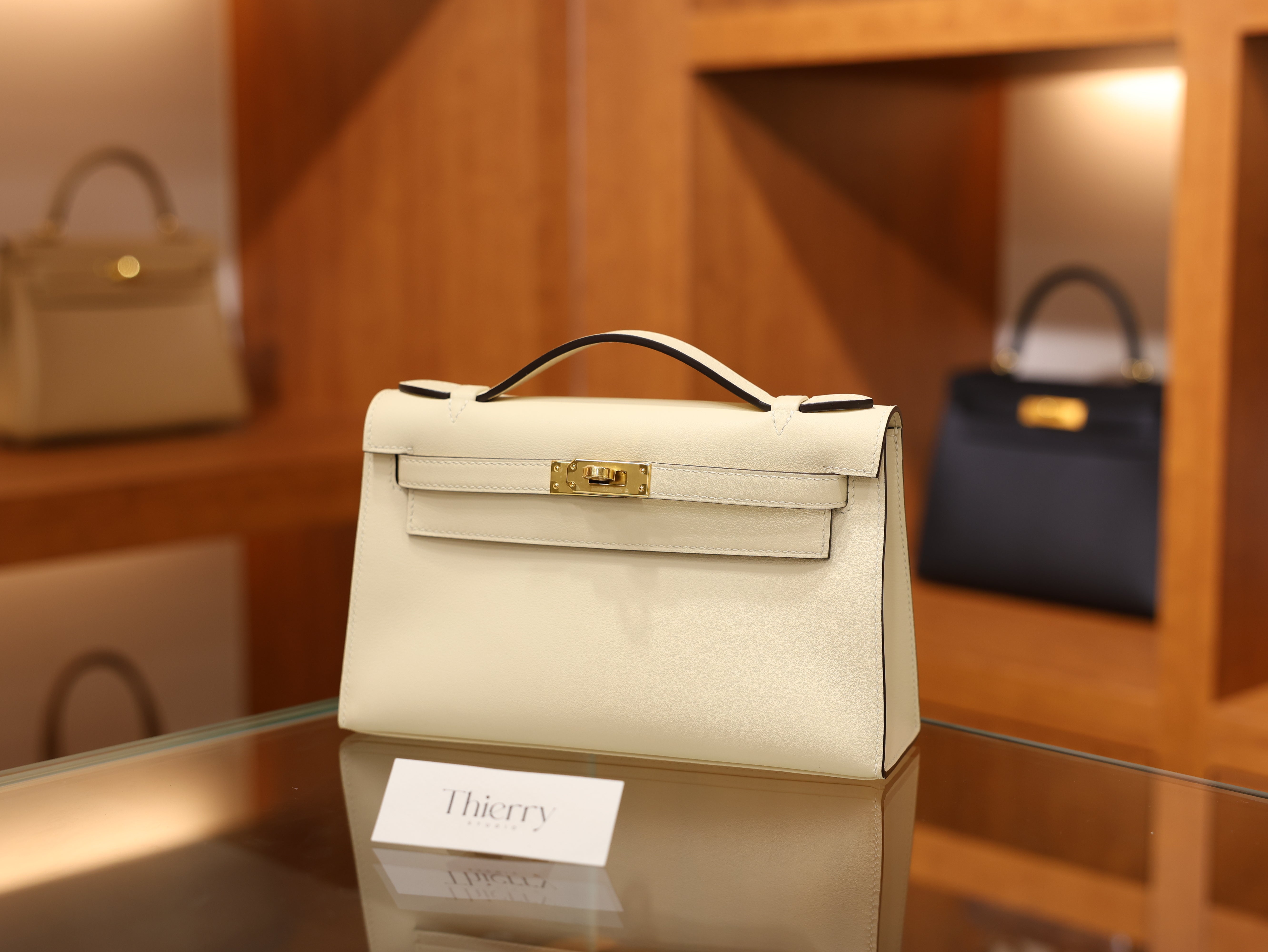 Kelly pochette swift nata GHW