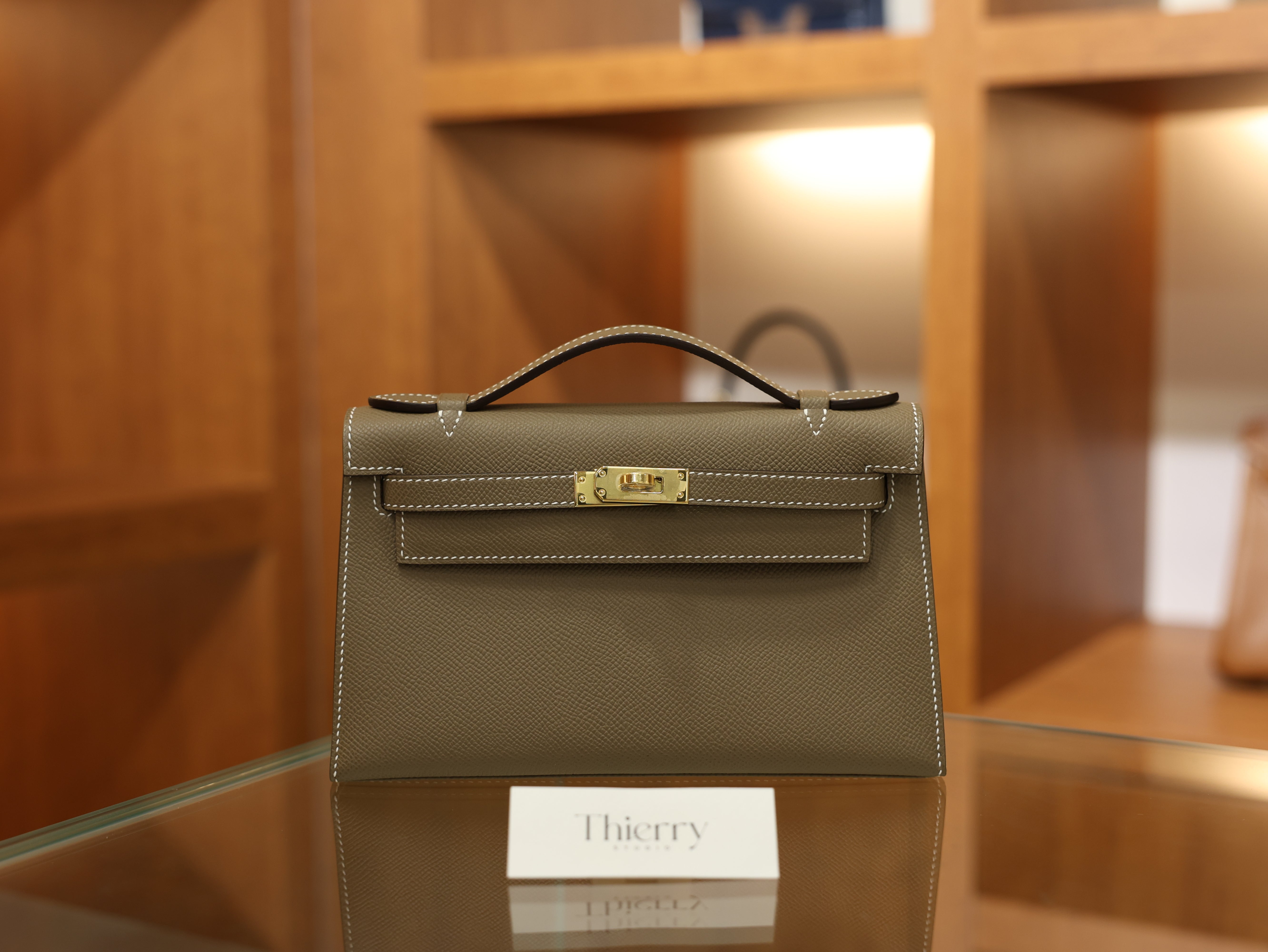Kelly pochette epsom etoupe GHW (HSS)